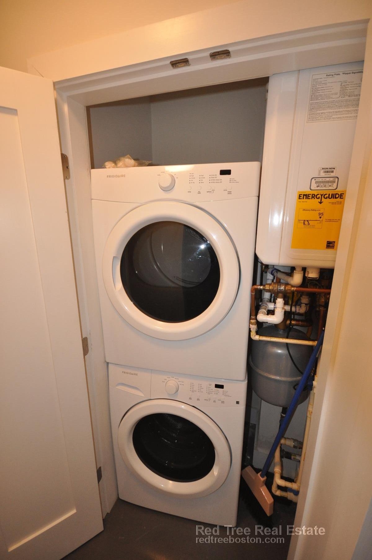 659 Massachusetts Ave, South End