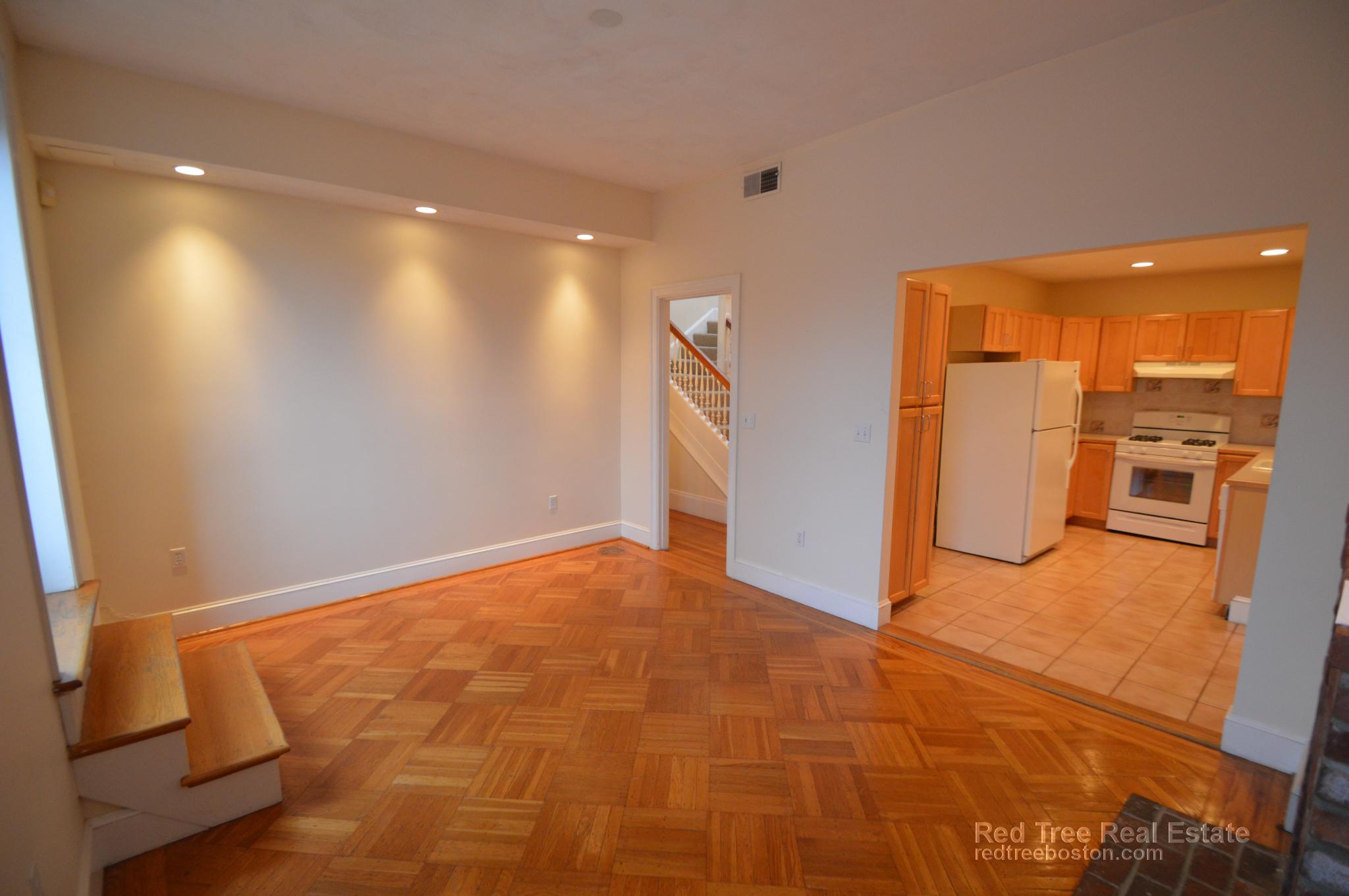 1714 Beacon St, Brookline Hills