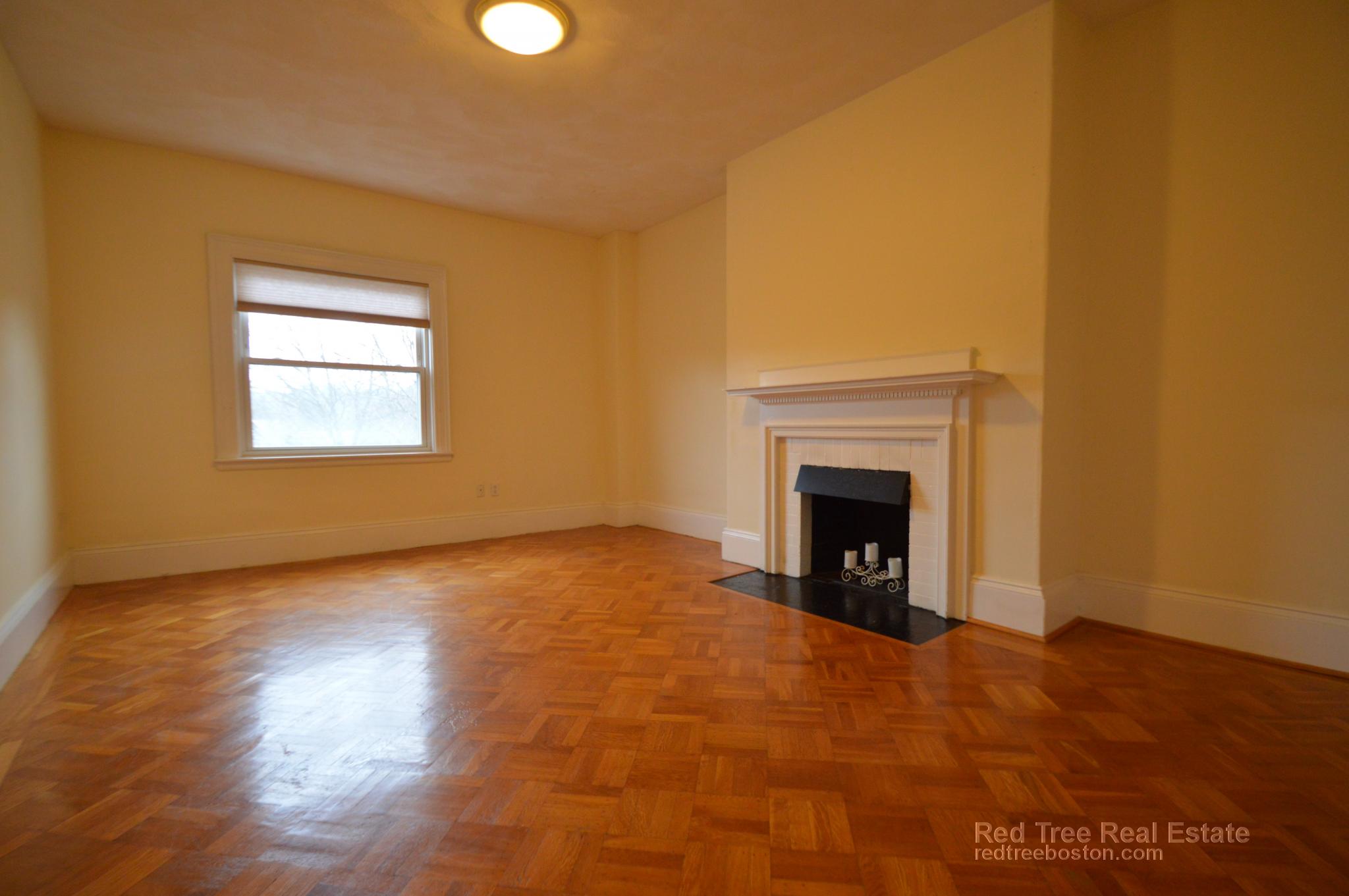 1714 Beacon St, Brookline Hills