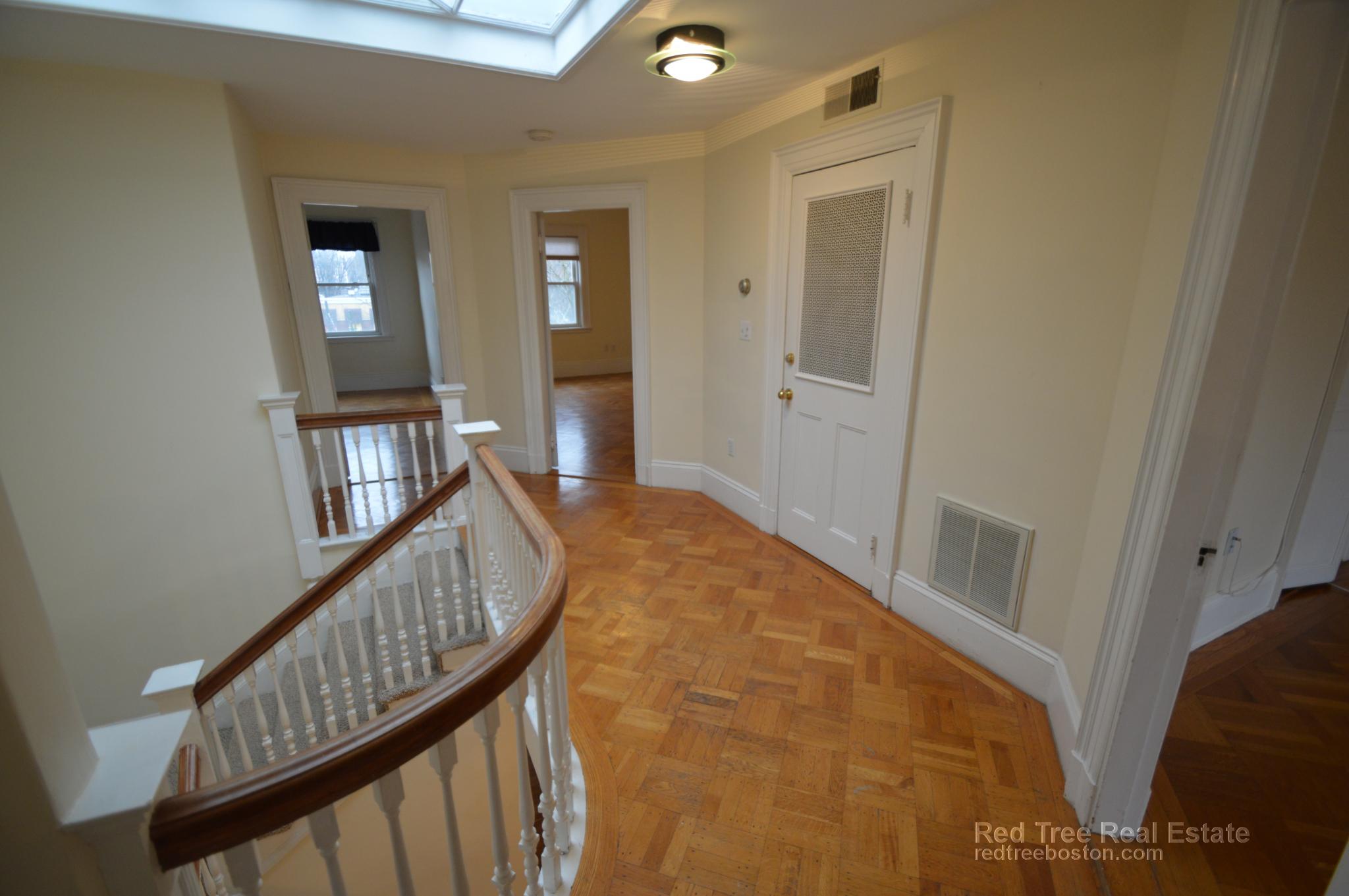 1714 Beacon St, Brookline Hills