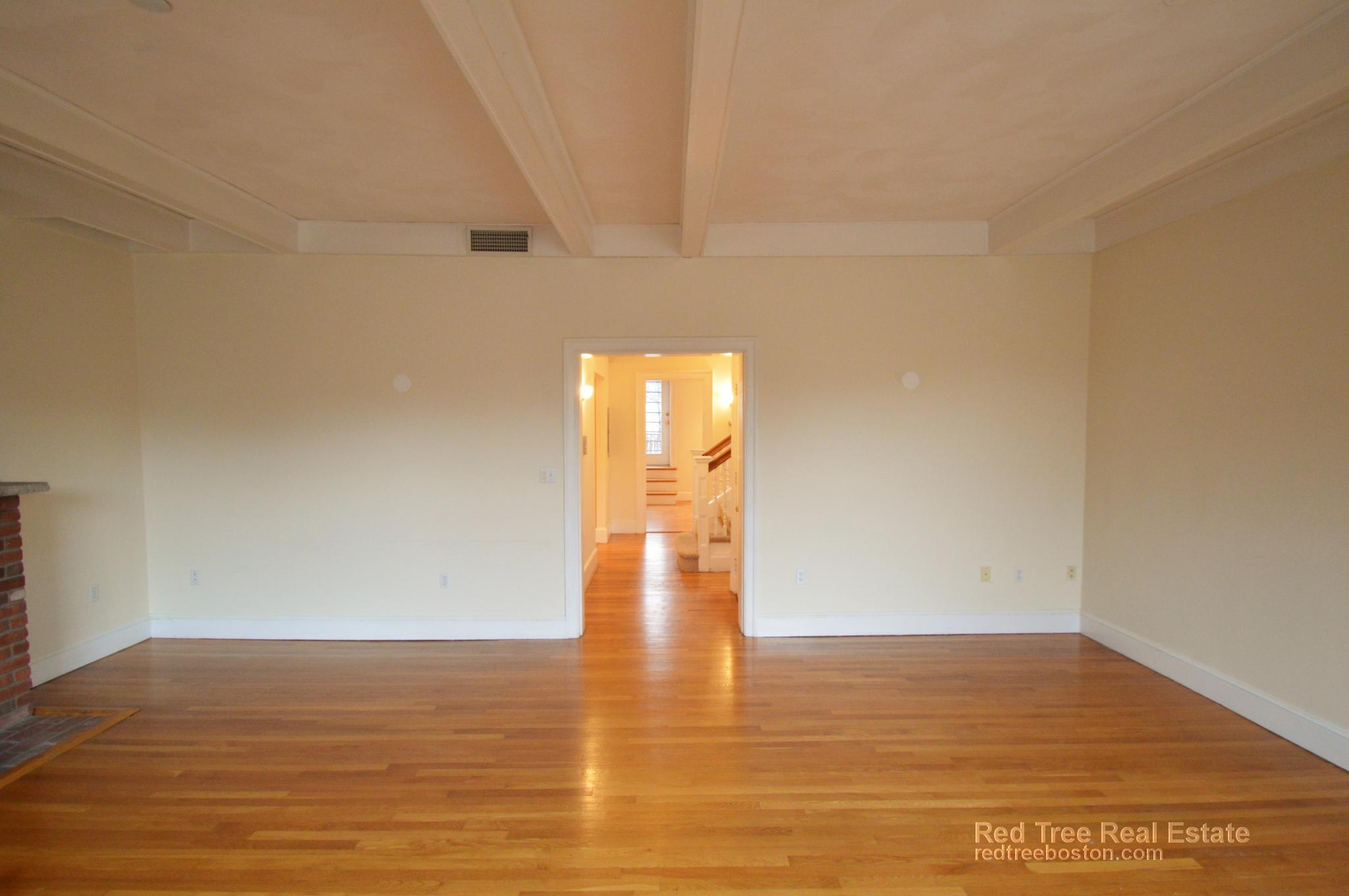 1714 Beacon St, Brookline Hills