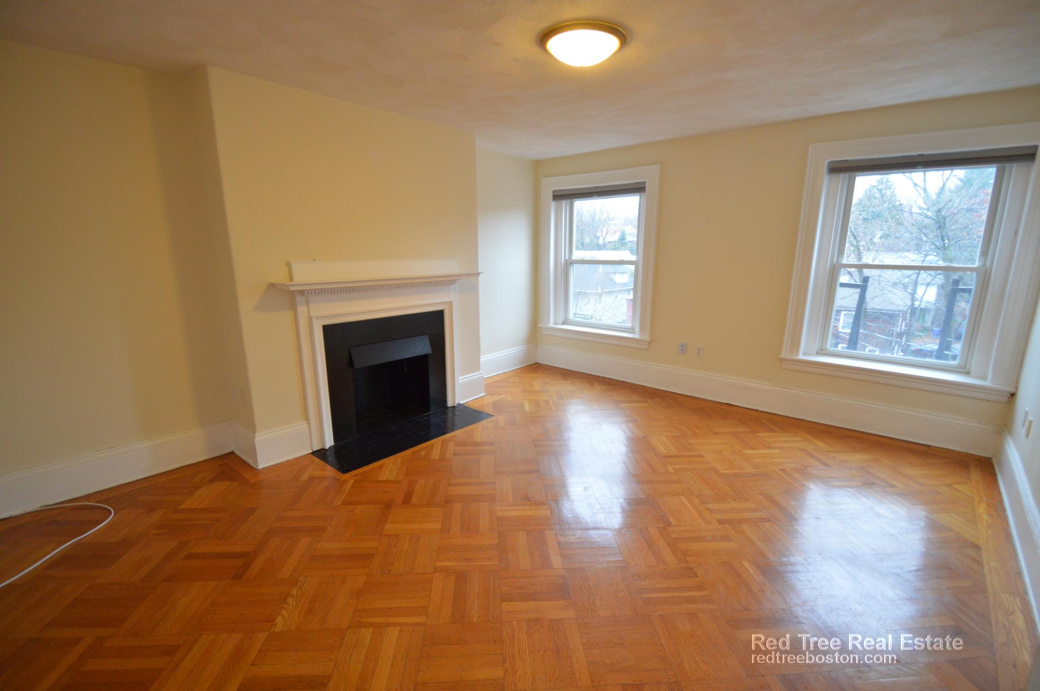 1714 Beacon St, Brookline Hills