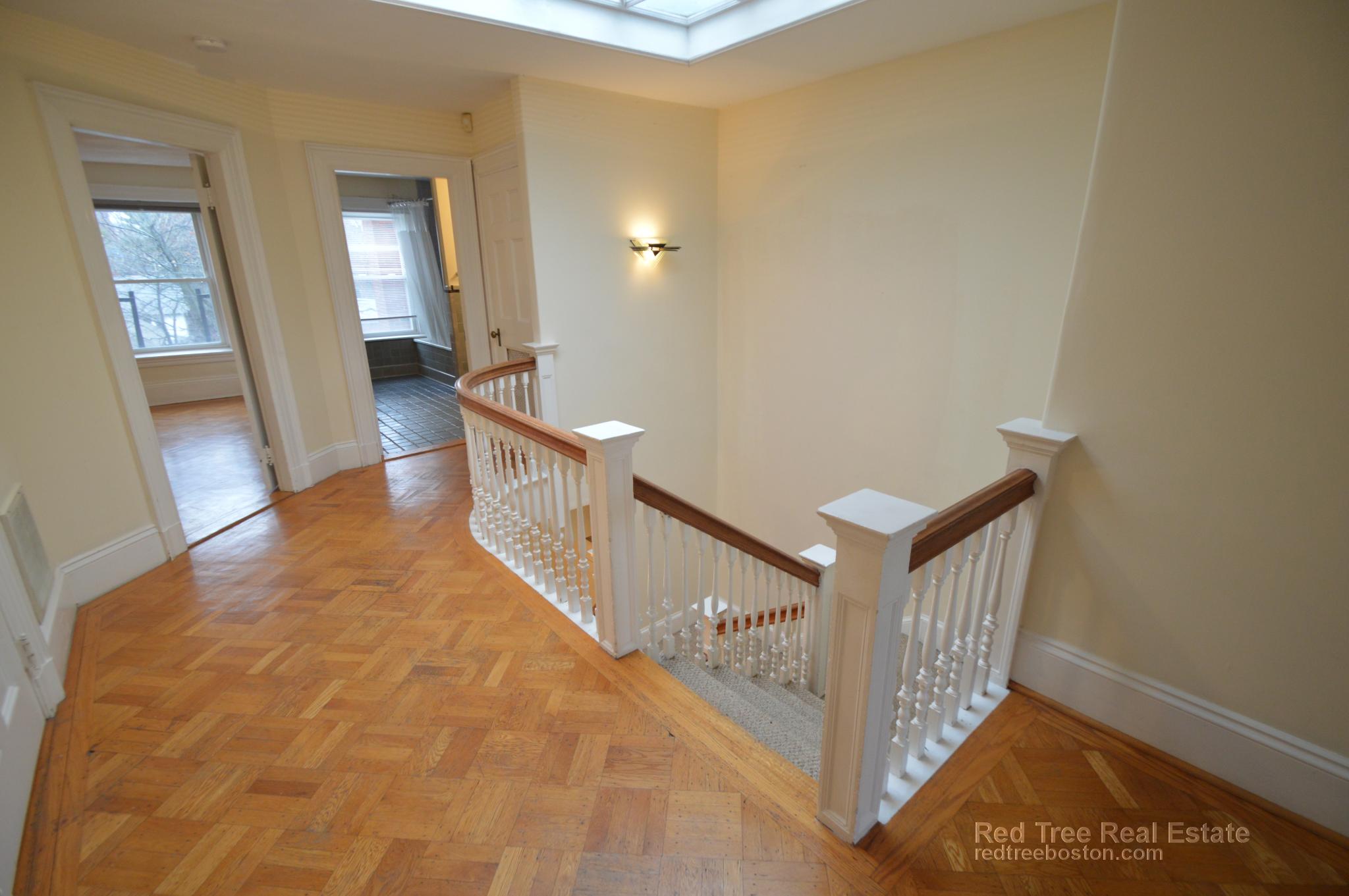 1714 Beacon St, Brookline Hills