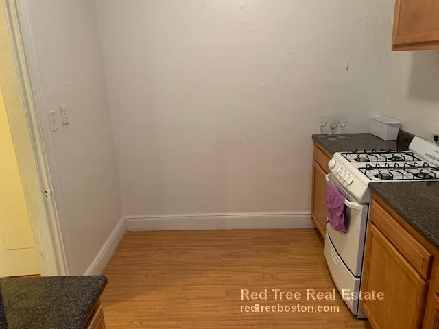 1800 Commonwealth Ave, Brighton