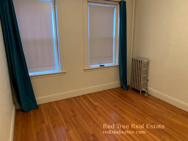 1800 Commonwealth Ave, Brighton