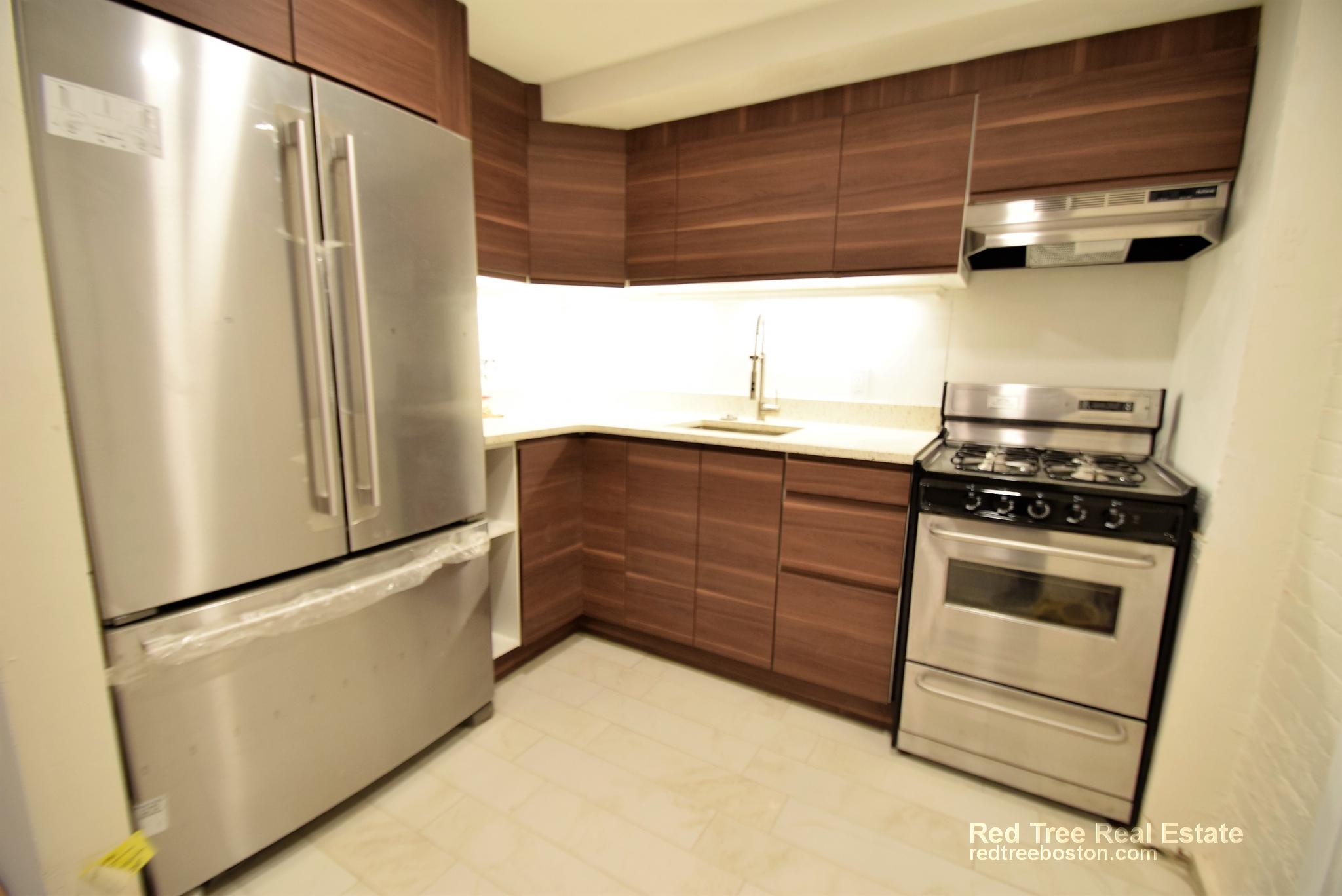 482 Columbus Ave, South End