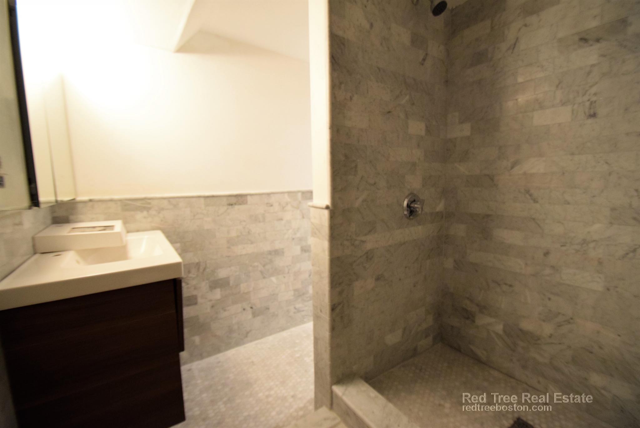 482 Columbus Ave, South End