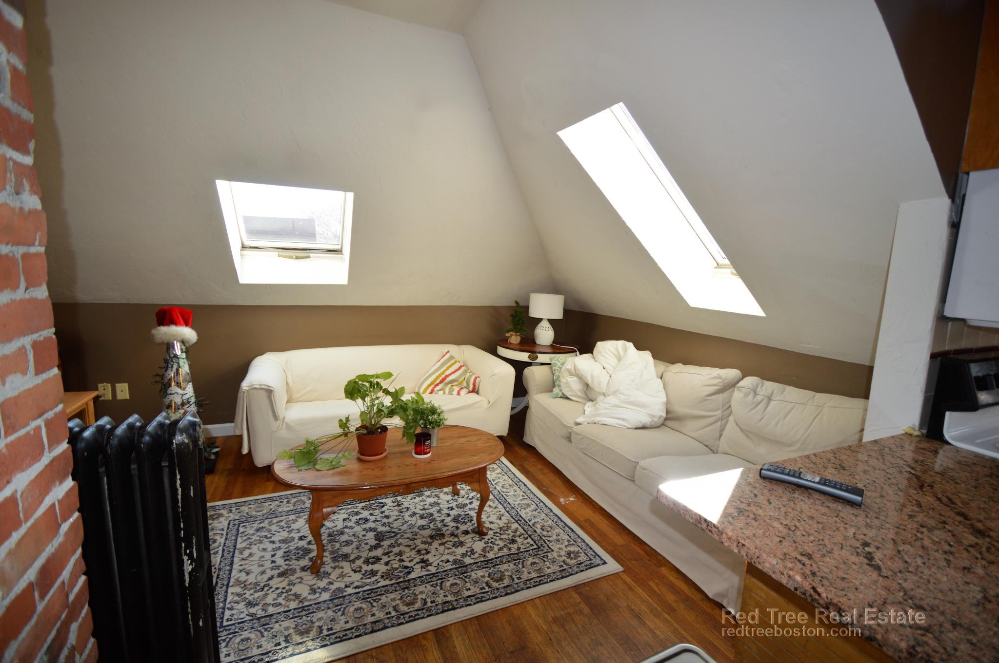 42 Brainerd Rd, Brighton