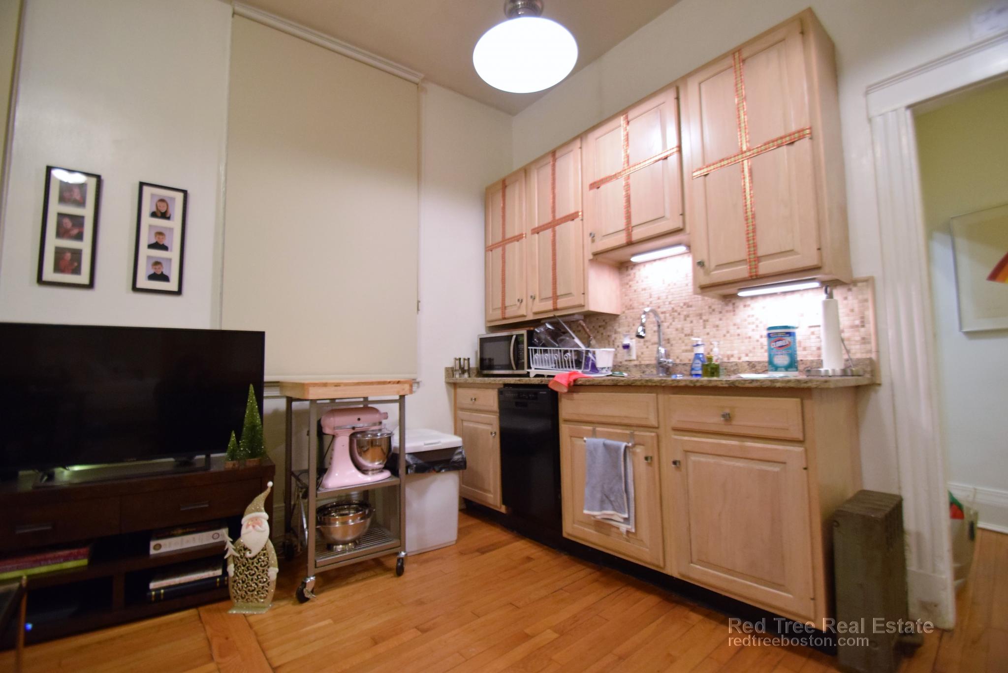 68 Phillips St, Beacon Hill