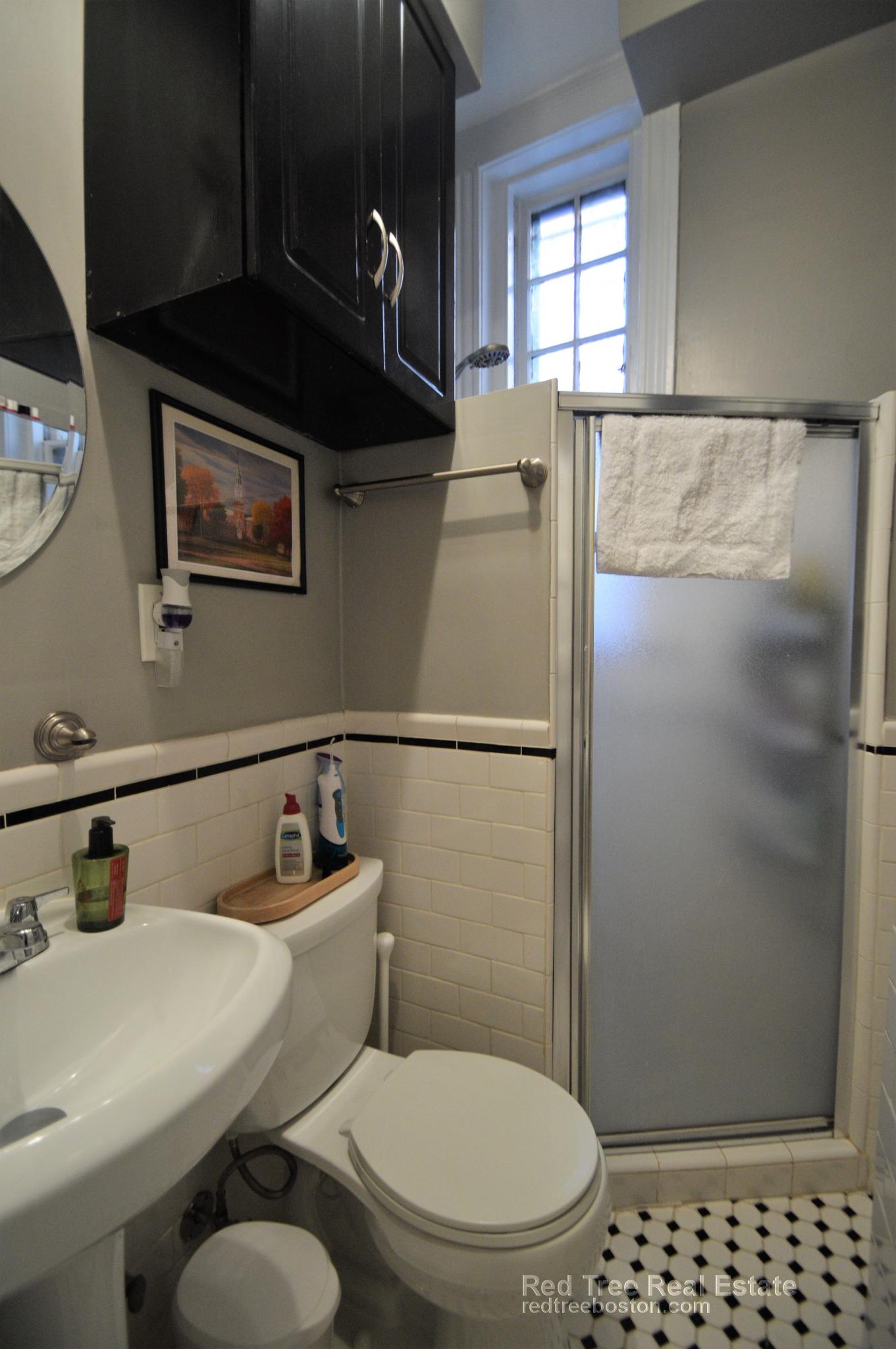 68 Phillips St, Beacon Hill