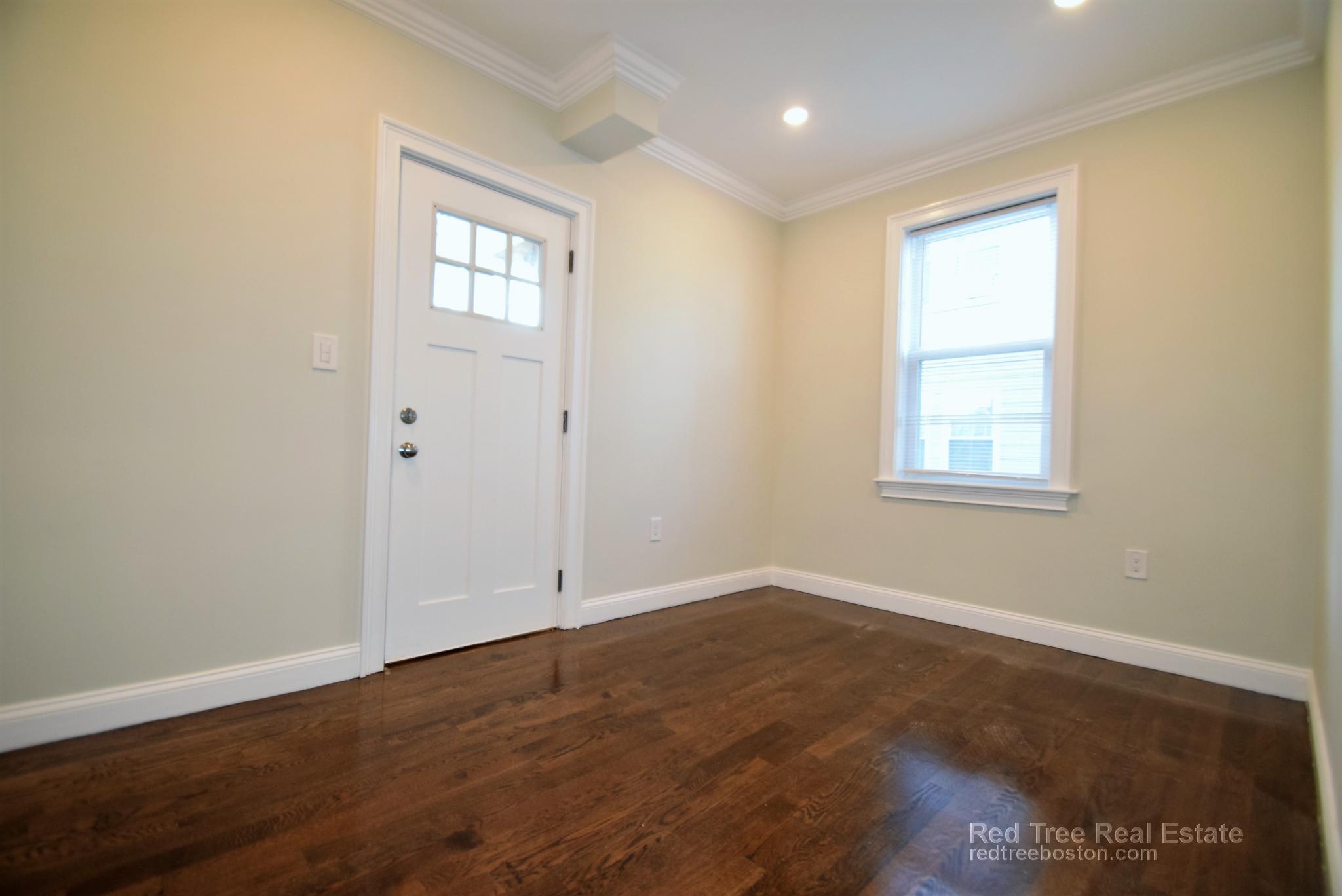 5 bed, 1.5 bath apartment for rent at 490 Washington St Unit 3, Brighton — photo 17 of 34