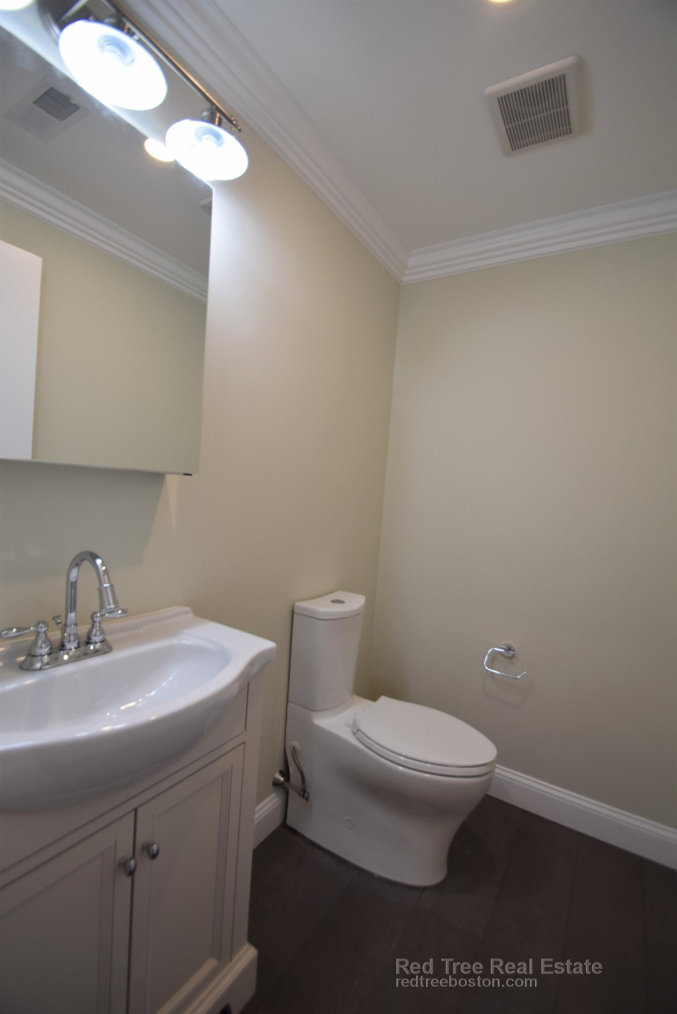 5 bed, 1.5 bath apartment for rent at 490 Washington St Unit 3, Brighton — photo 20 of 34