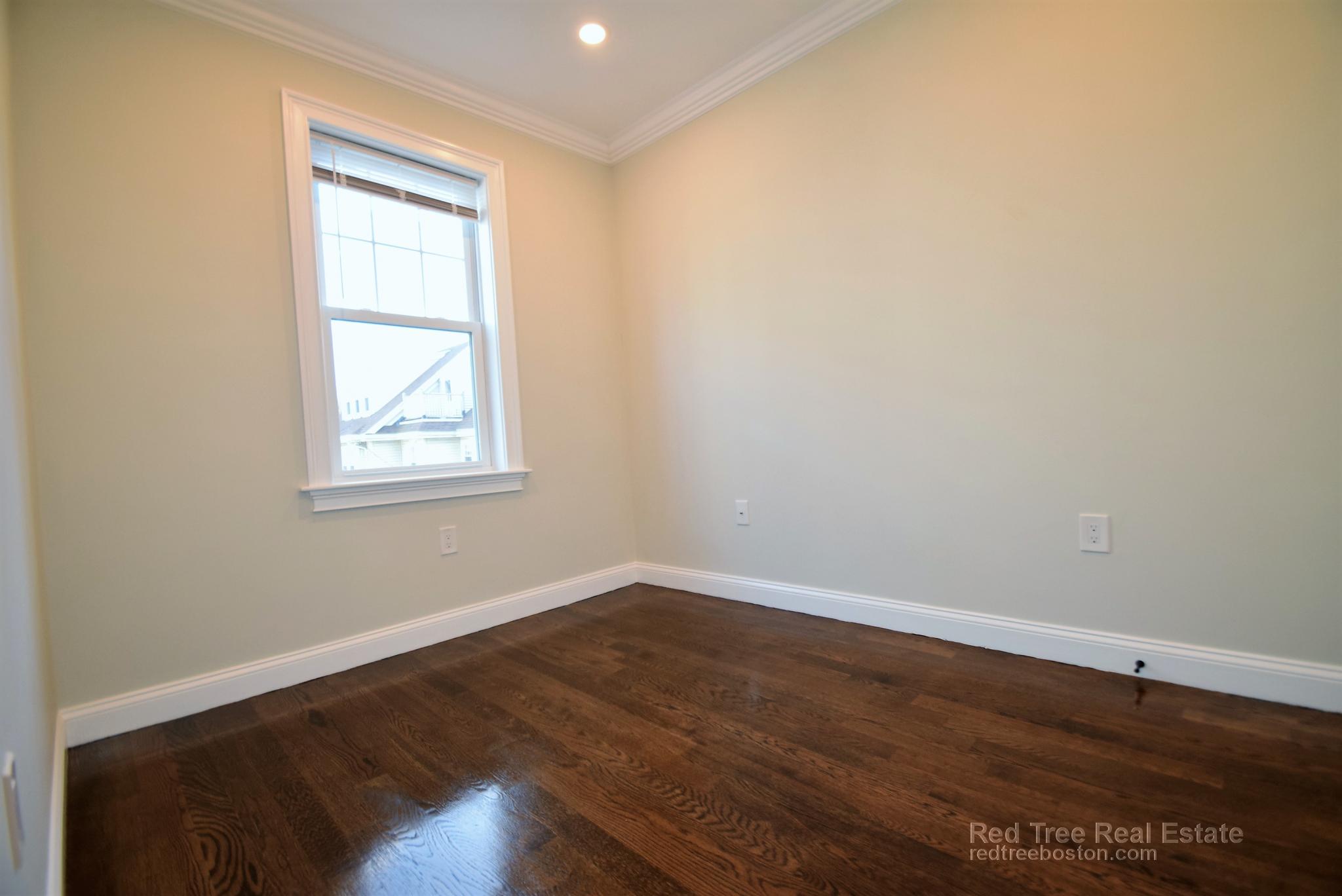 5 bed, 1.5 bath apartment for rent at 490 Washington St Unit 3, Brighton — photo 19 of 34