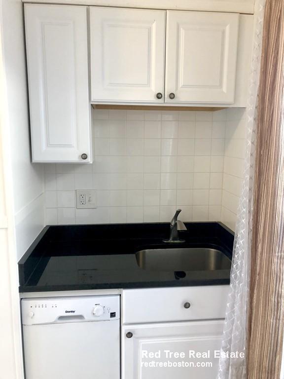 11 Higgins St, Brighton