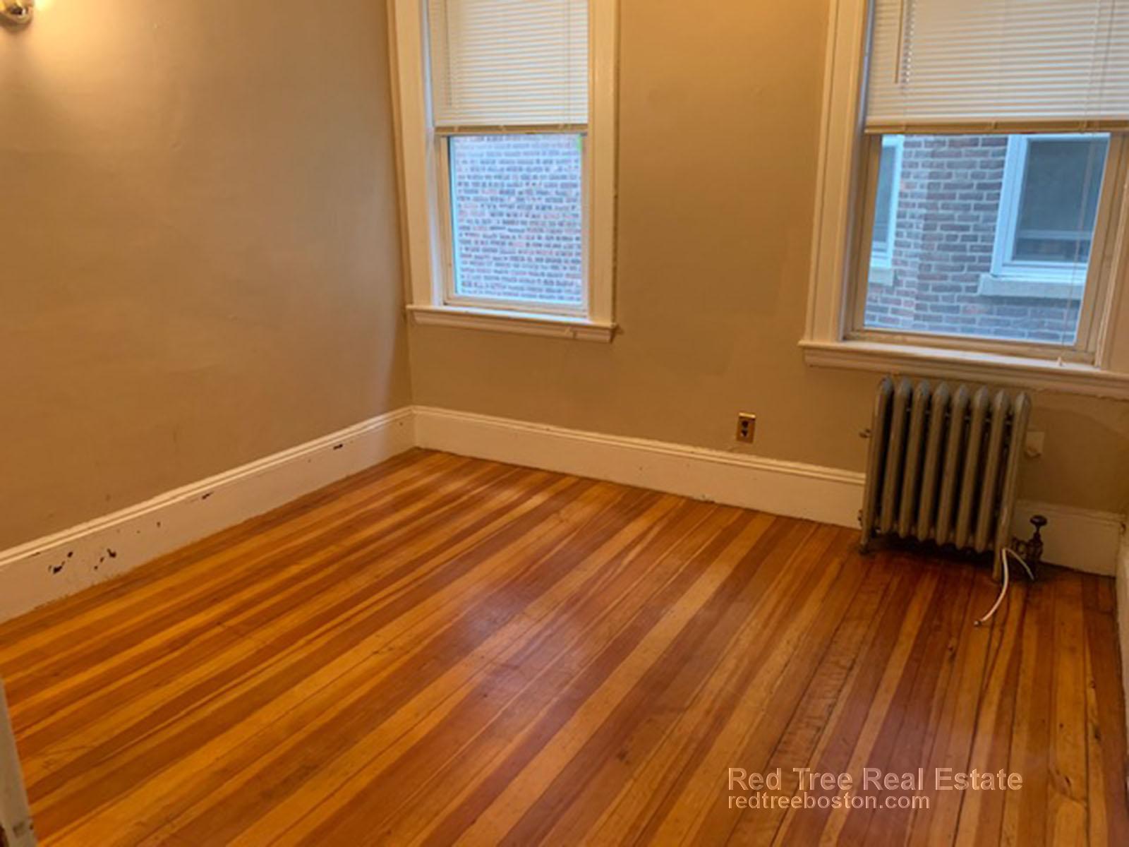 3 bed, 1 bath apartment for rent at 30 Fordham Rd Unit 1, Allston — photo 14 of 20