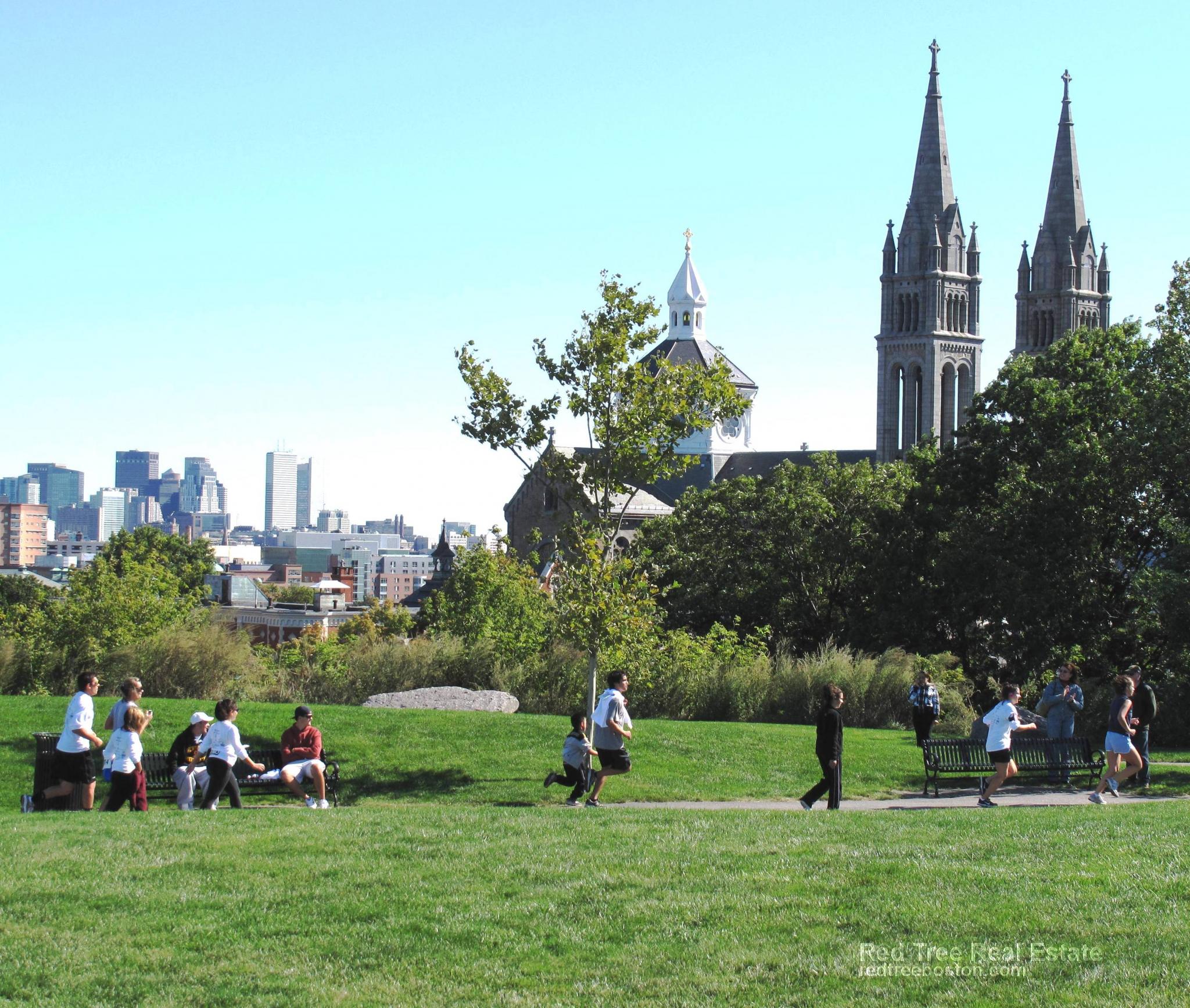 93 Hillside St, Mission Hill