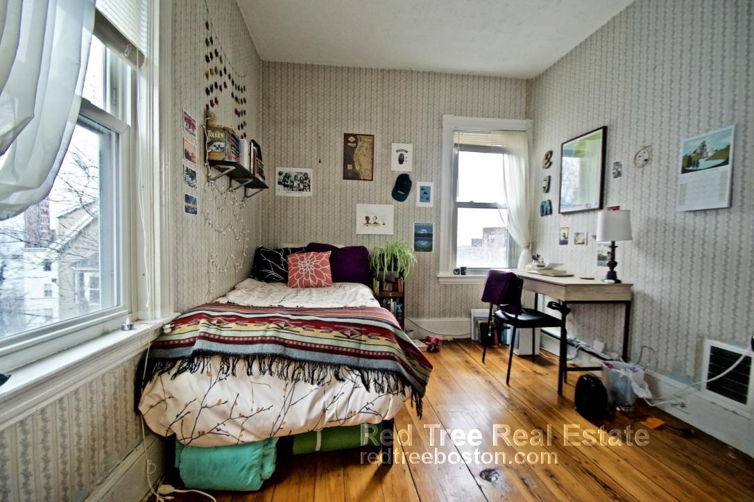 201 Hillside St, Mission Hill