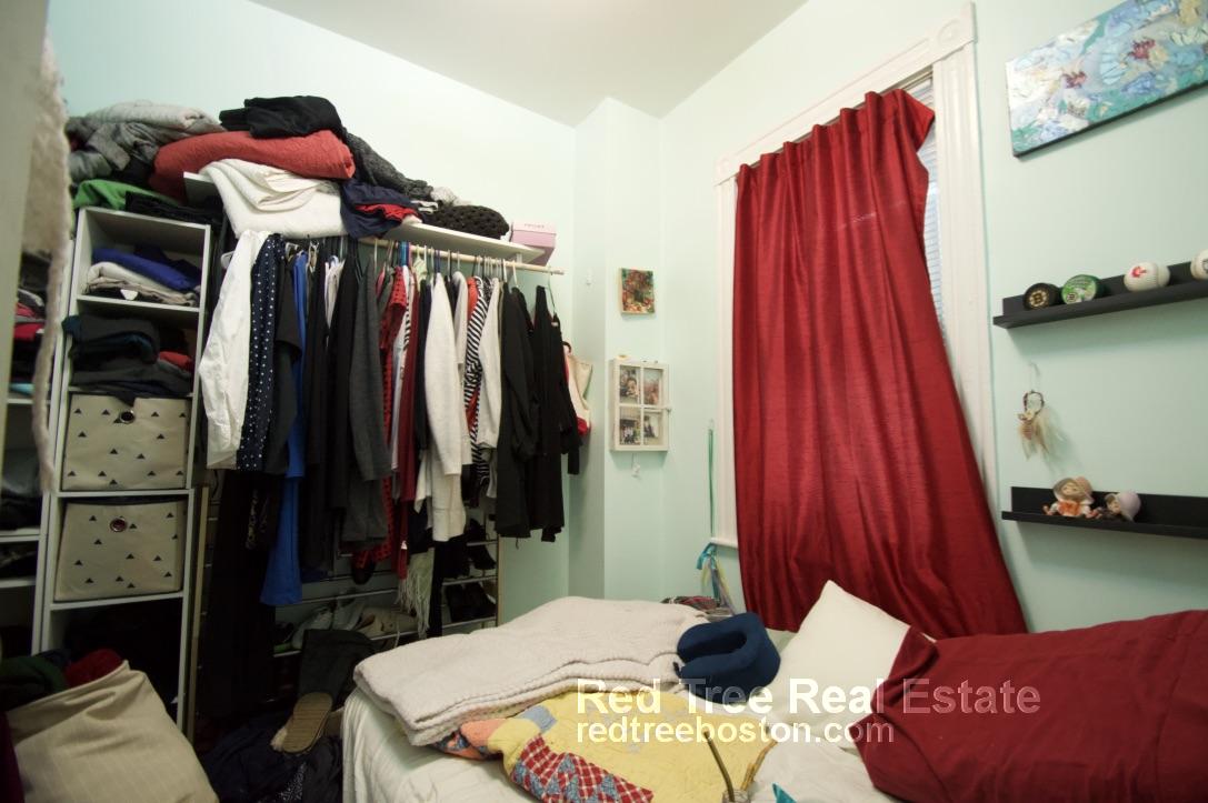 201 Hillside St, Mission Hill