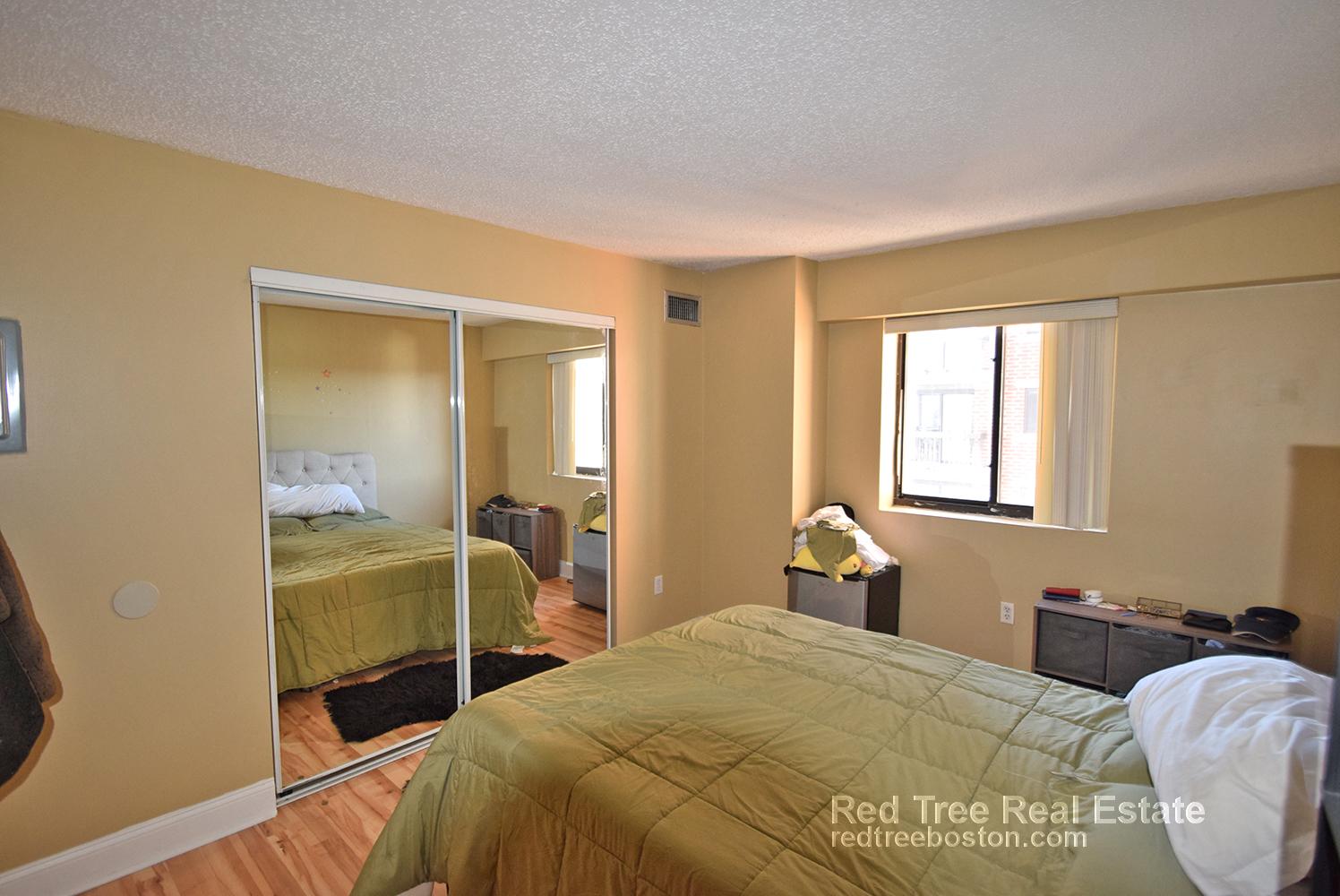 15 North Beacon St, Allston