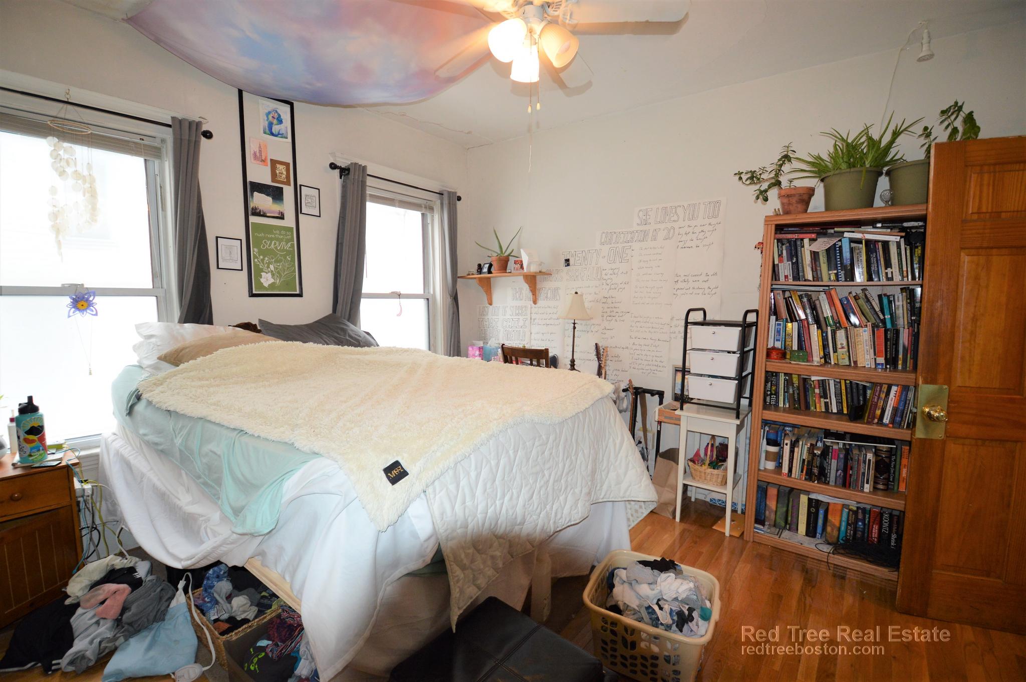 40 Brainerd Rd, Brighton