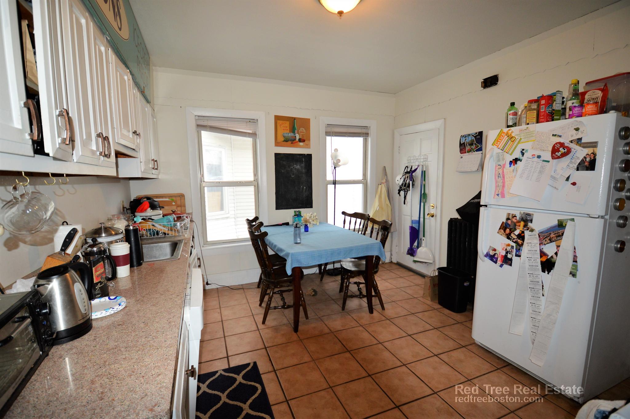 40 Brainerd Rd, Brighton