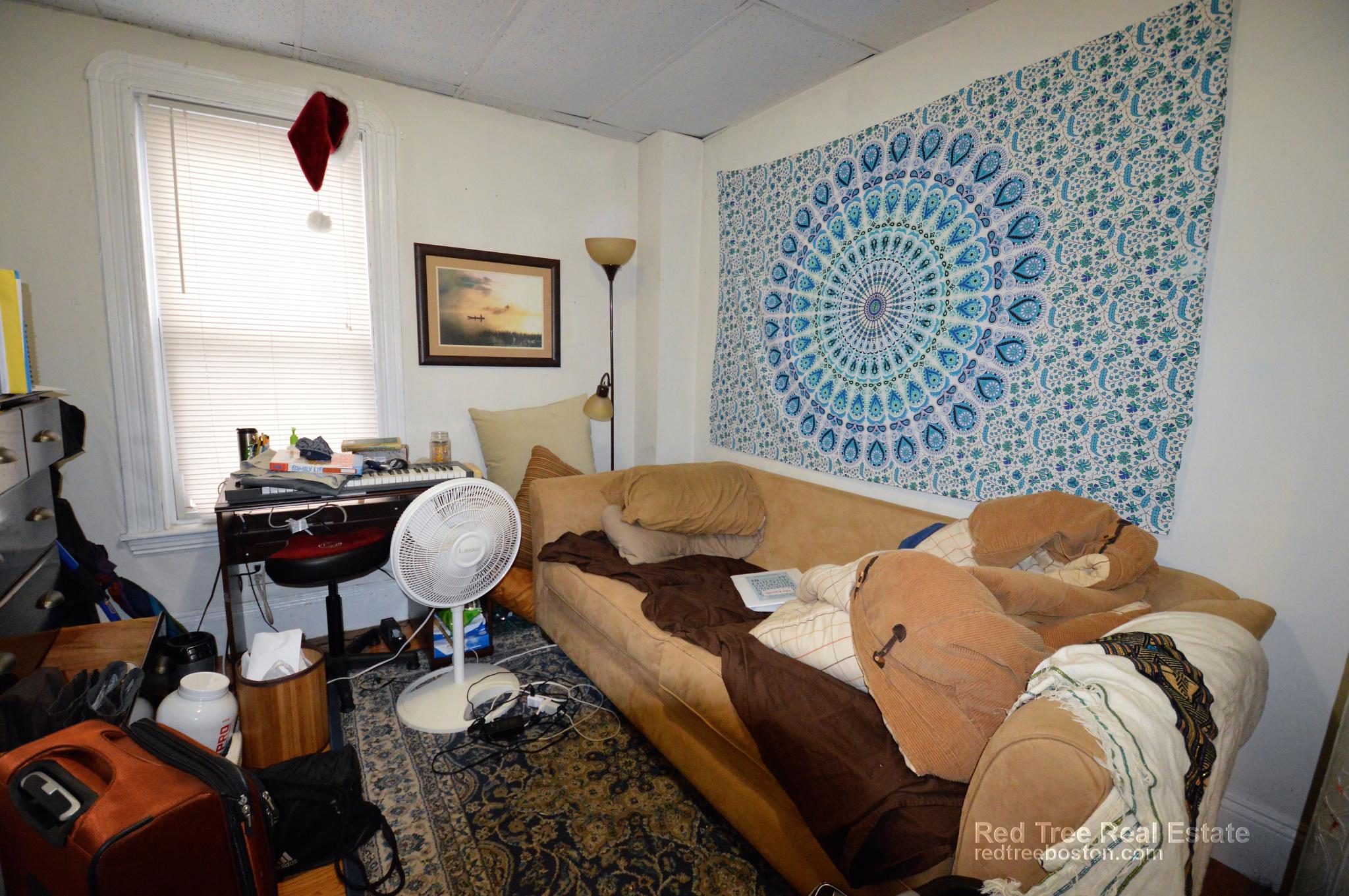 40 Brainerd Rd, Brighton