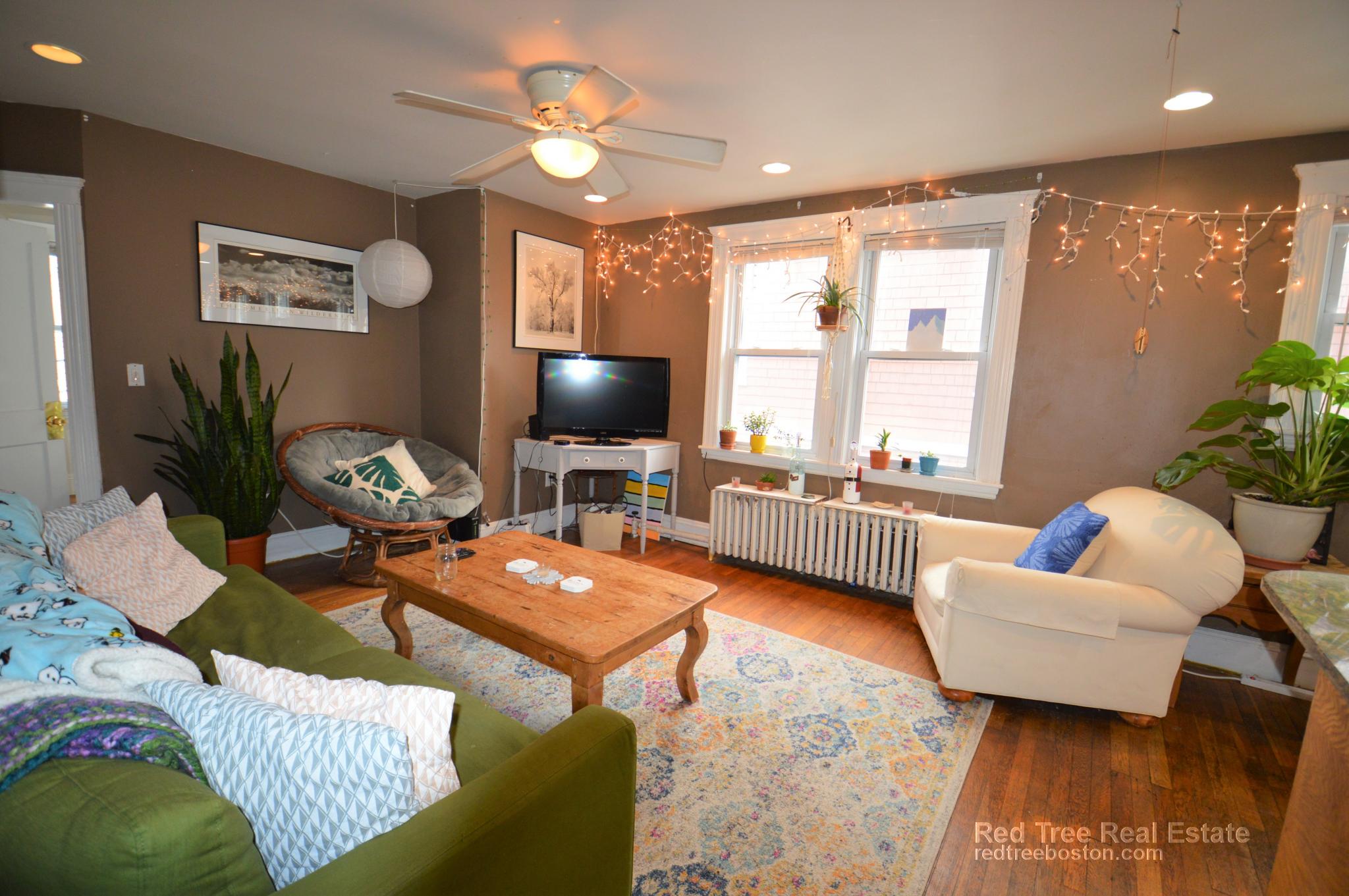 7 Wadsworth St, Allston