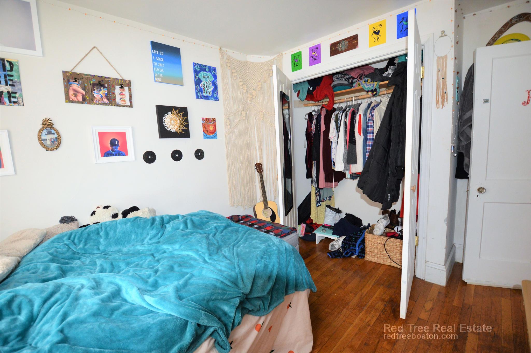 7 Wadsworth St, Allston