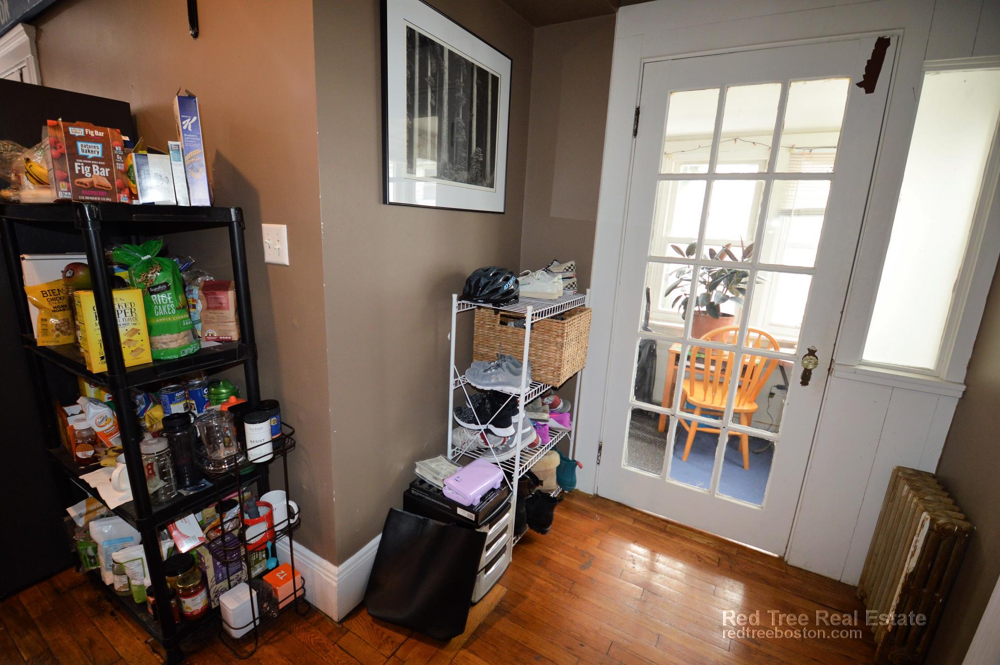 7 Wadsworth St, Allston