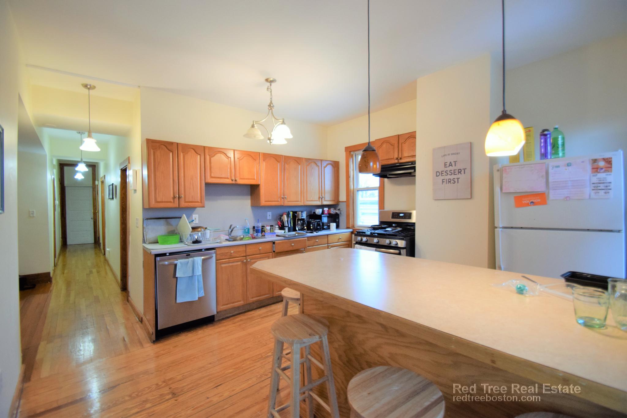 346 Faneuil St, Brighton