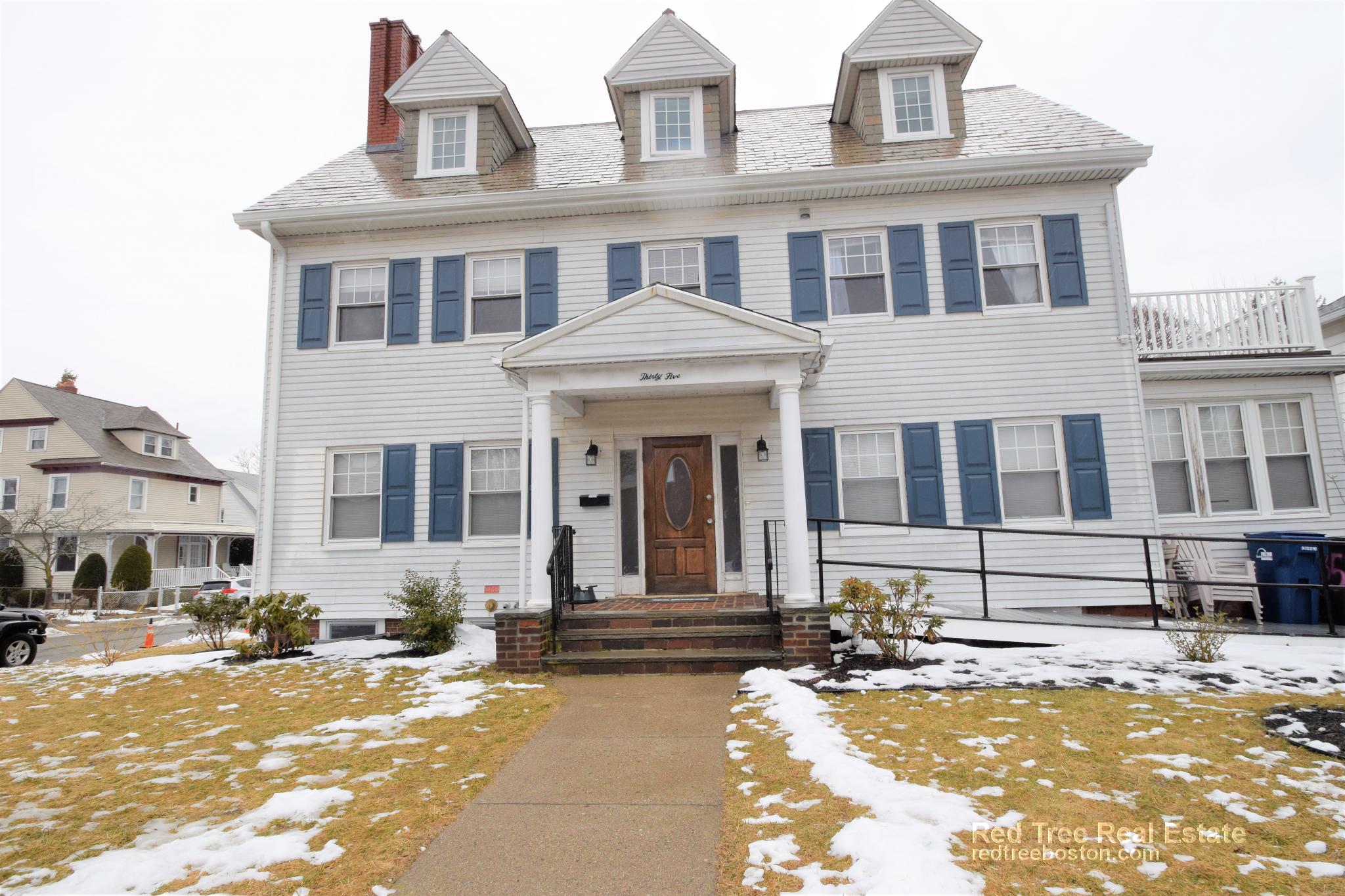 3 bed, 4+ bath apartment for rent at 35 Henshaw St Unit 1, Brighton — photo 16 of 16