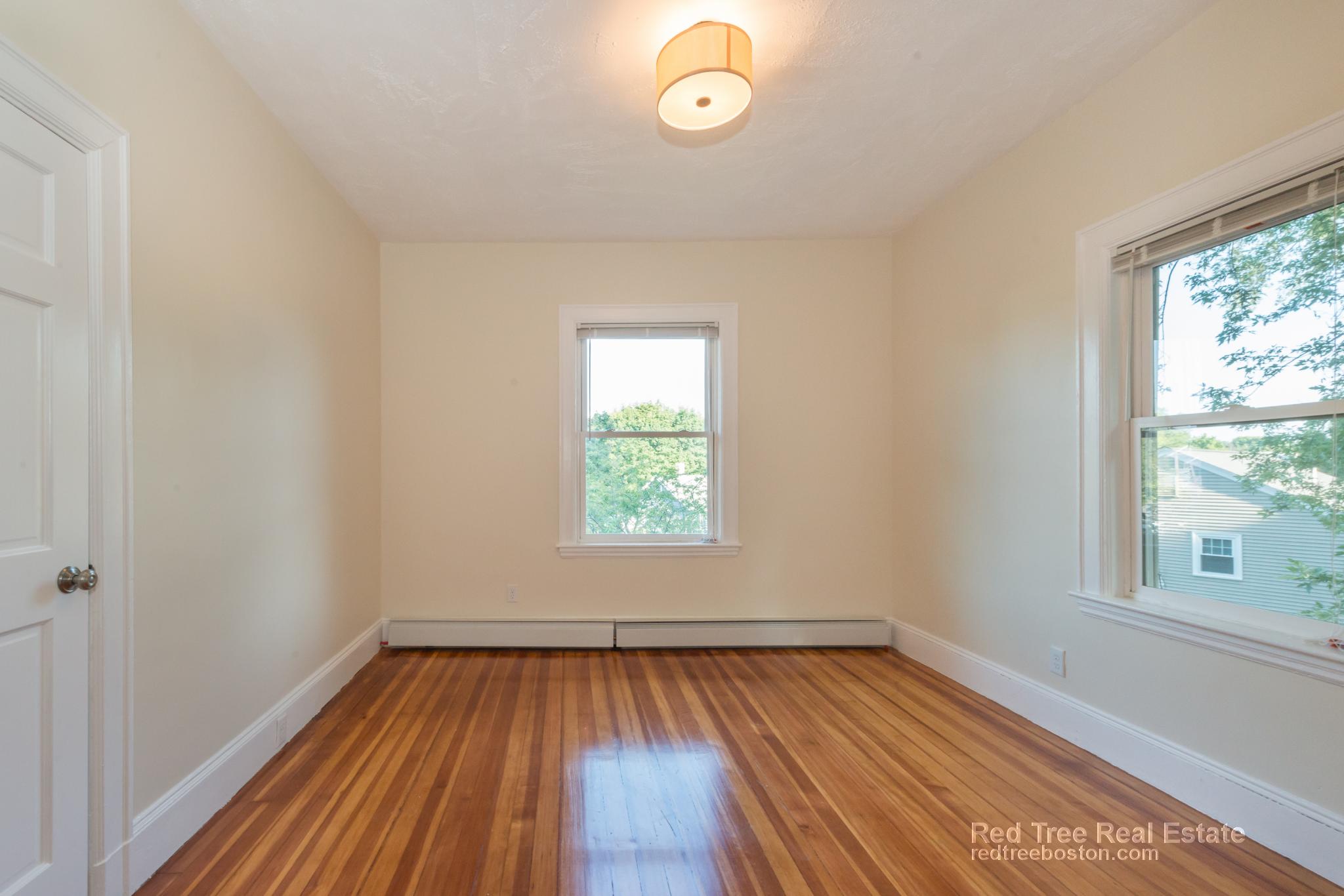 66 Glenellen Rd, West Roxbury