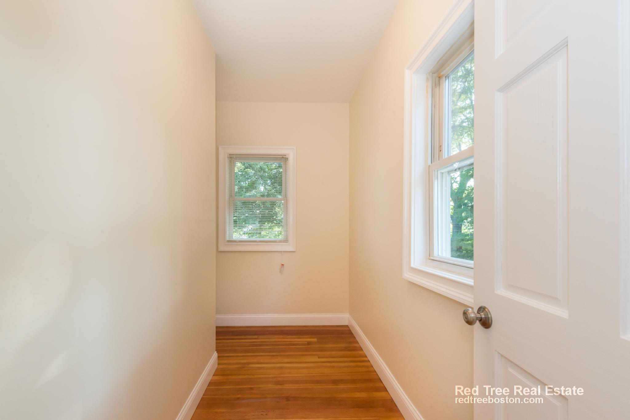66 Glenellen Rd, West Roxbury
