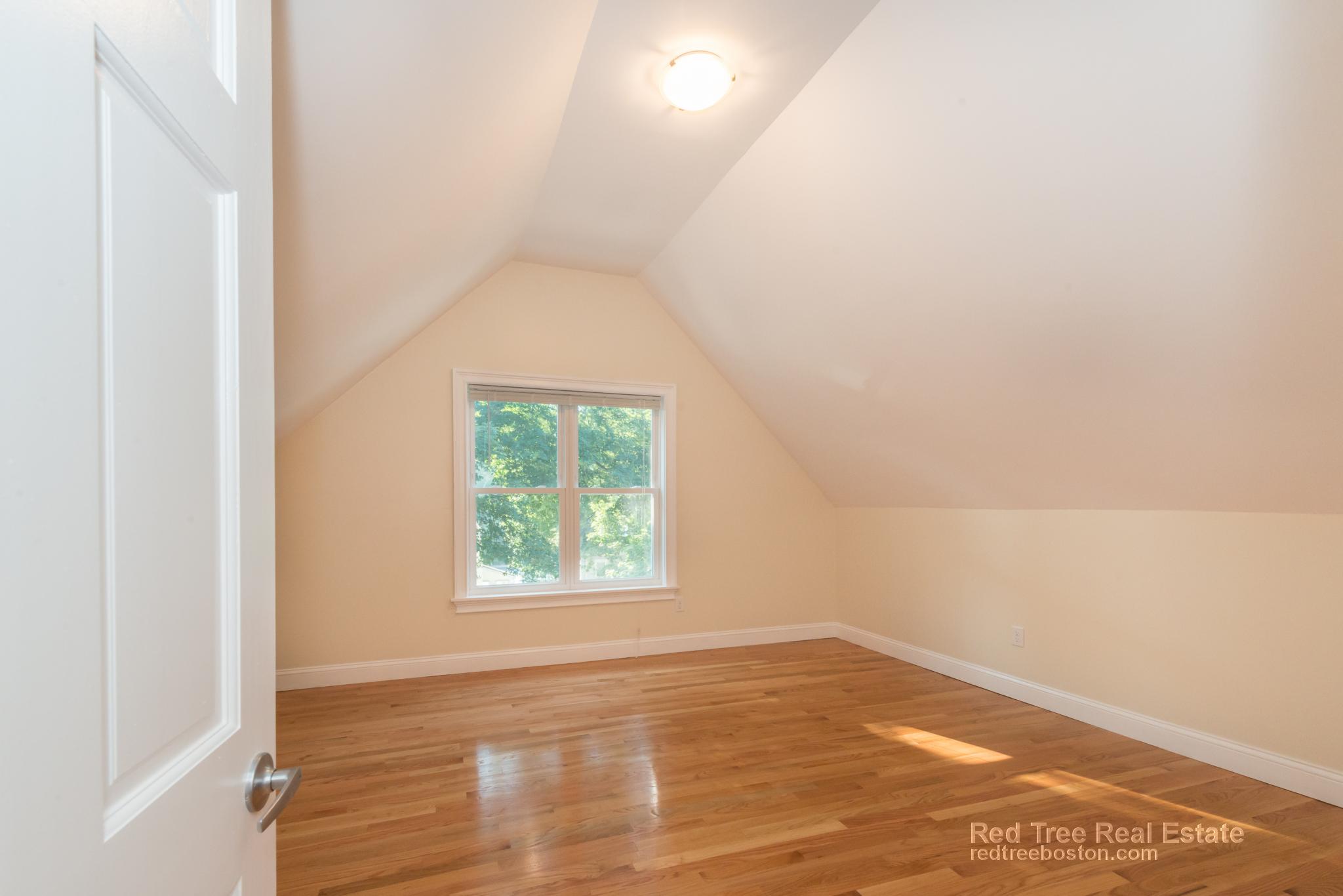66 Glenellen Rd, West Roxbury