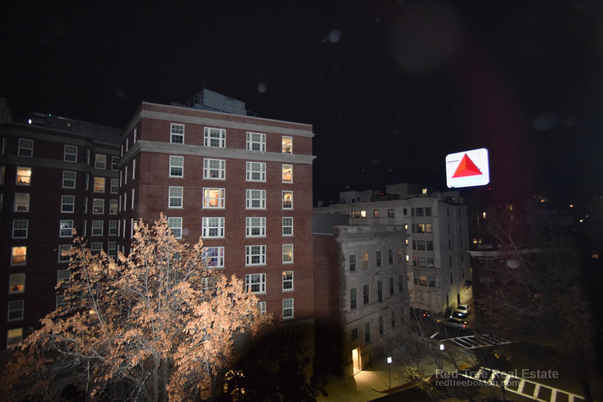 41 Bay State Rd, Fenway