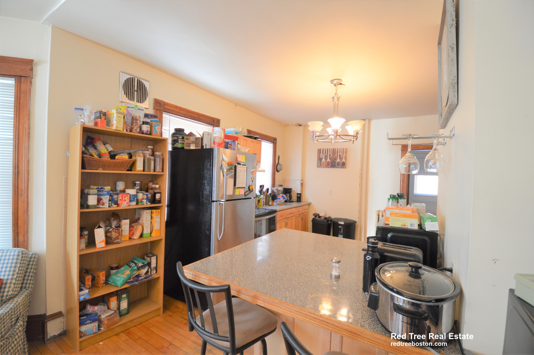 331 Faneuil St, Brighton