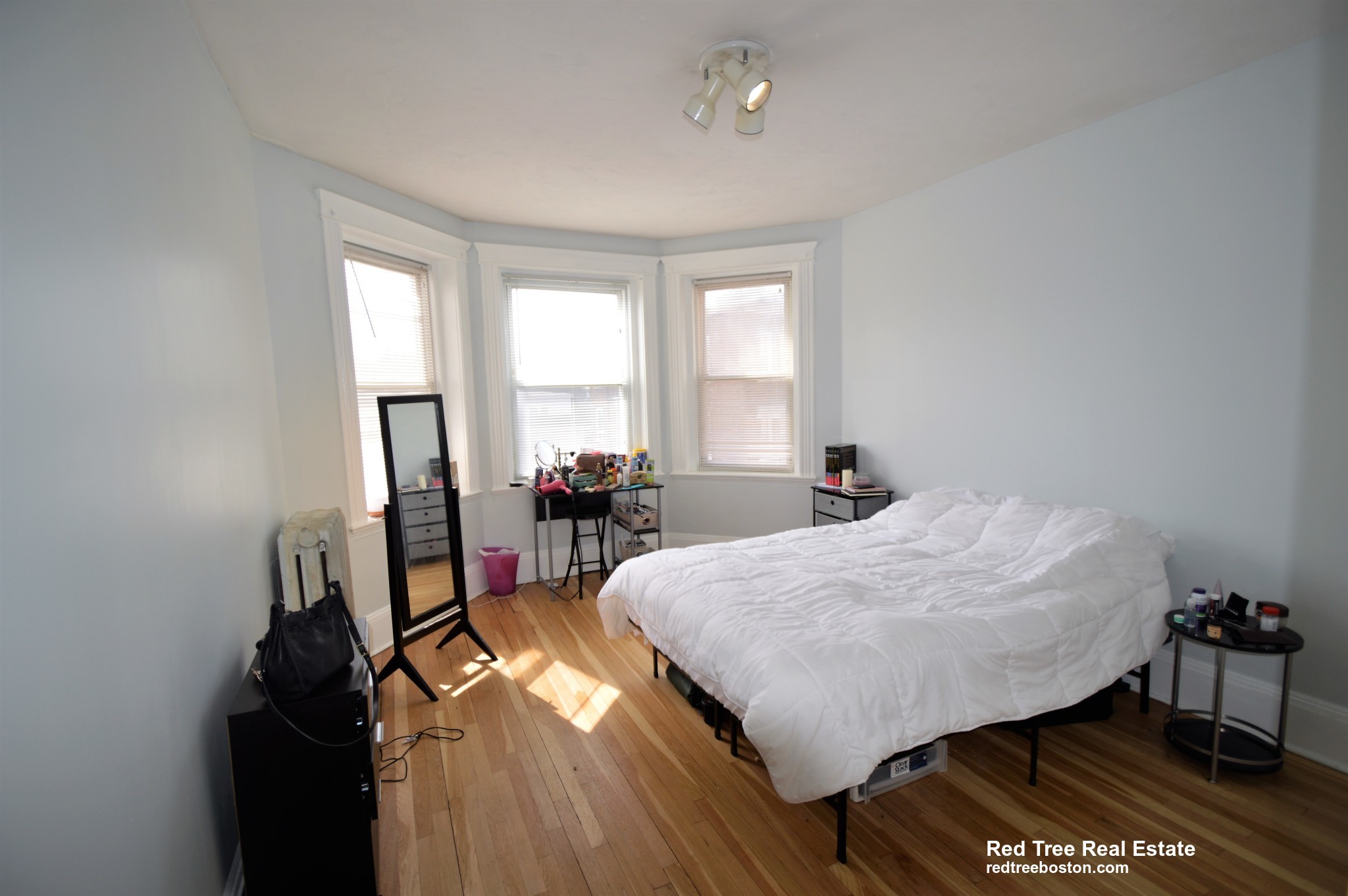 83 Glenville Ave, Brighton