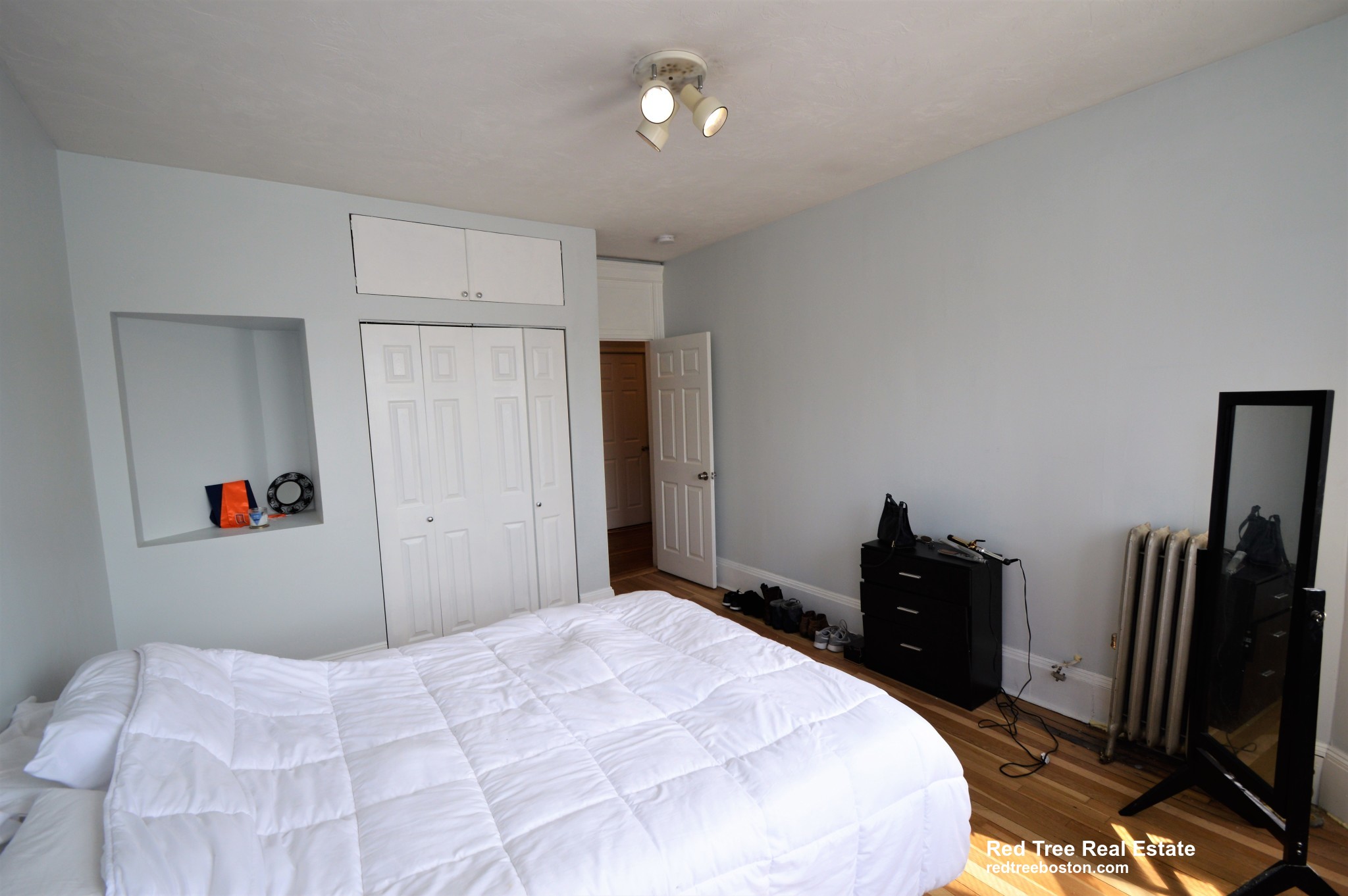 83 Glenville Ave, Brighton