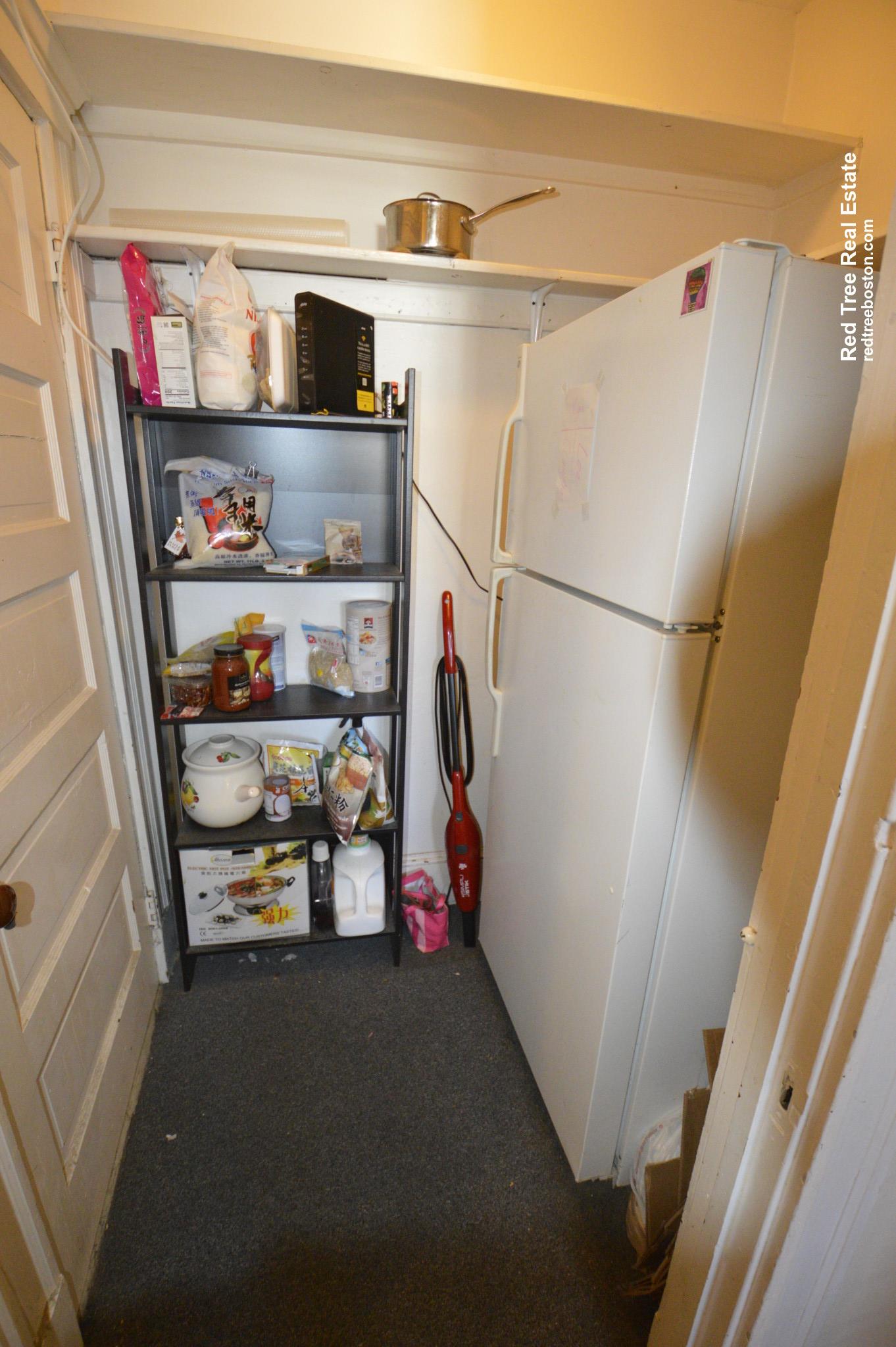 2 bed, 1 bath apartment for rent at 120 Glenville Ave Unit 6, Allston — photo 6 of 14