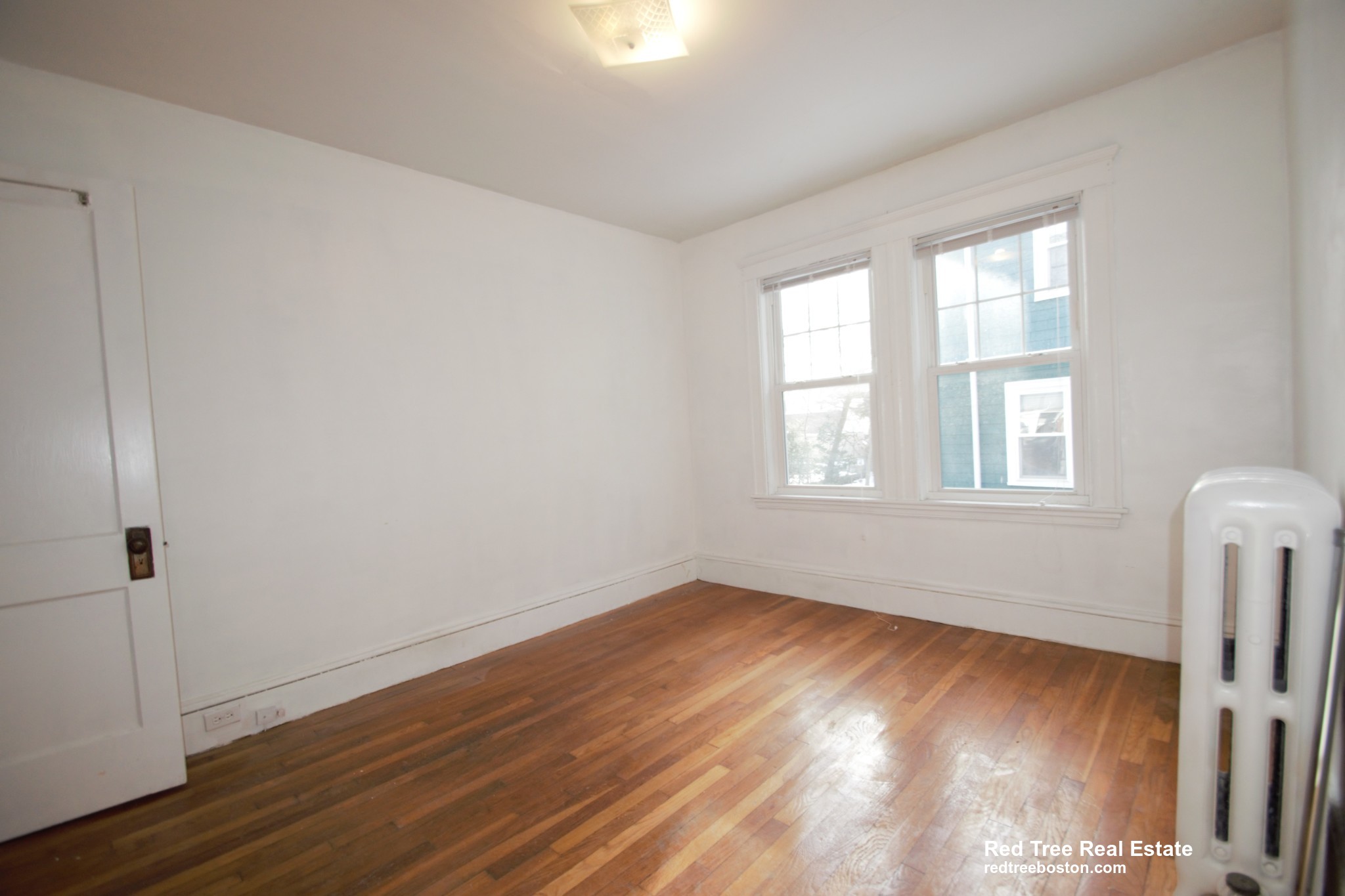 3 bed, 2 bath apartment for rent at 21 South Hobart St Unit 1, Brighton — photo 10 of 14