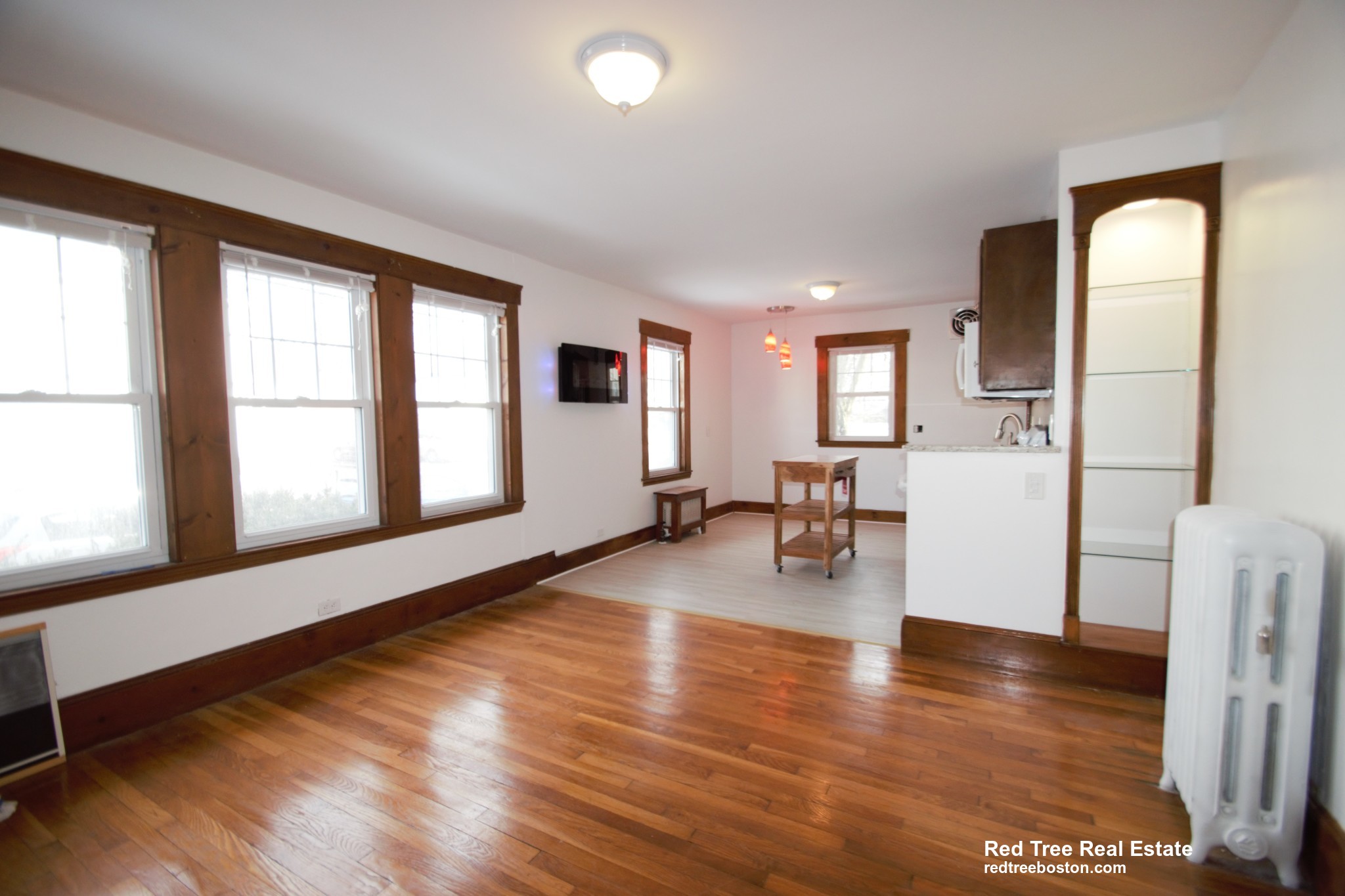 3 bed, 2 bath apartment for rent at 21 South Hobart St Unit 1, Brighton — photo 6 of 14
