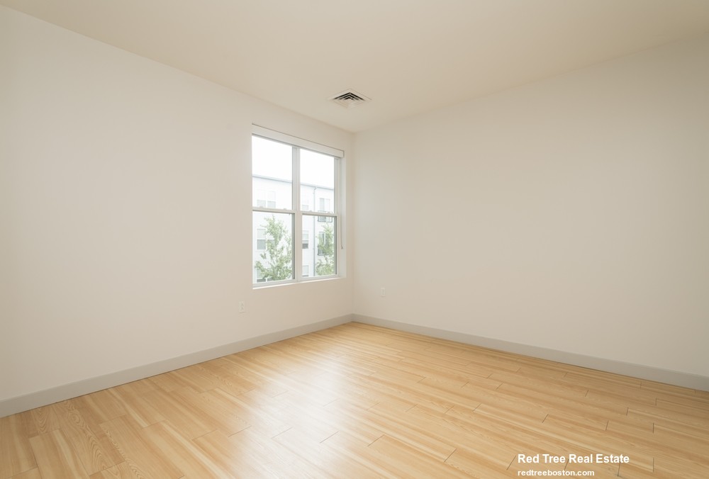 320 D St, South Boston