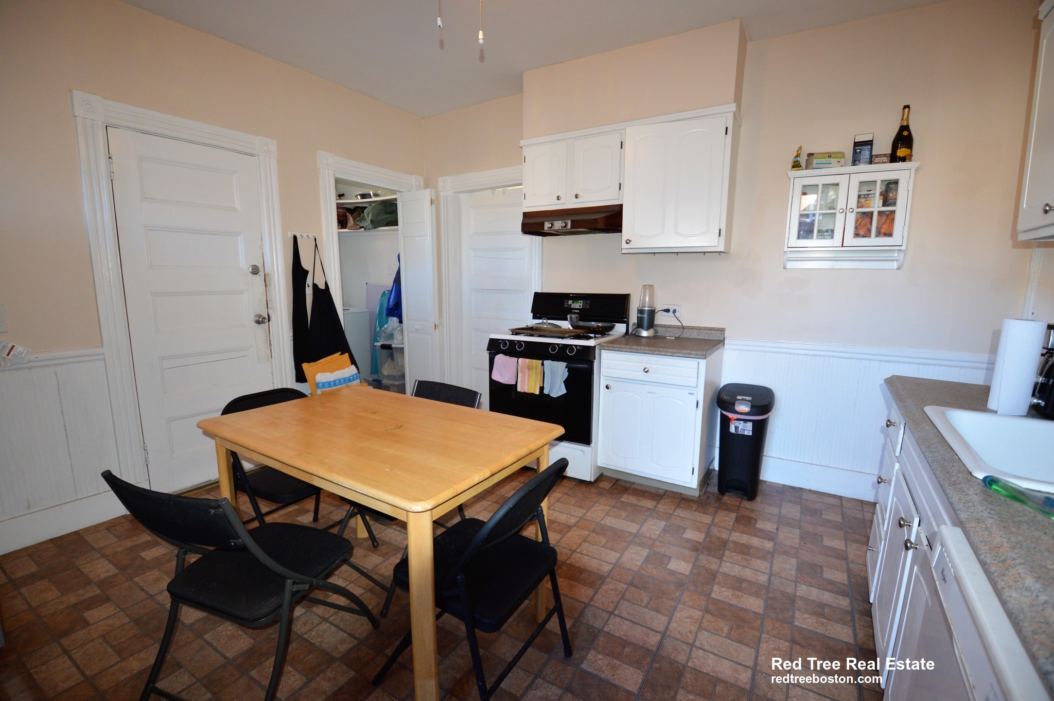 98 Cypress St, Brookline Village