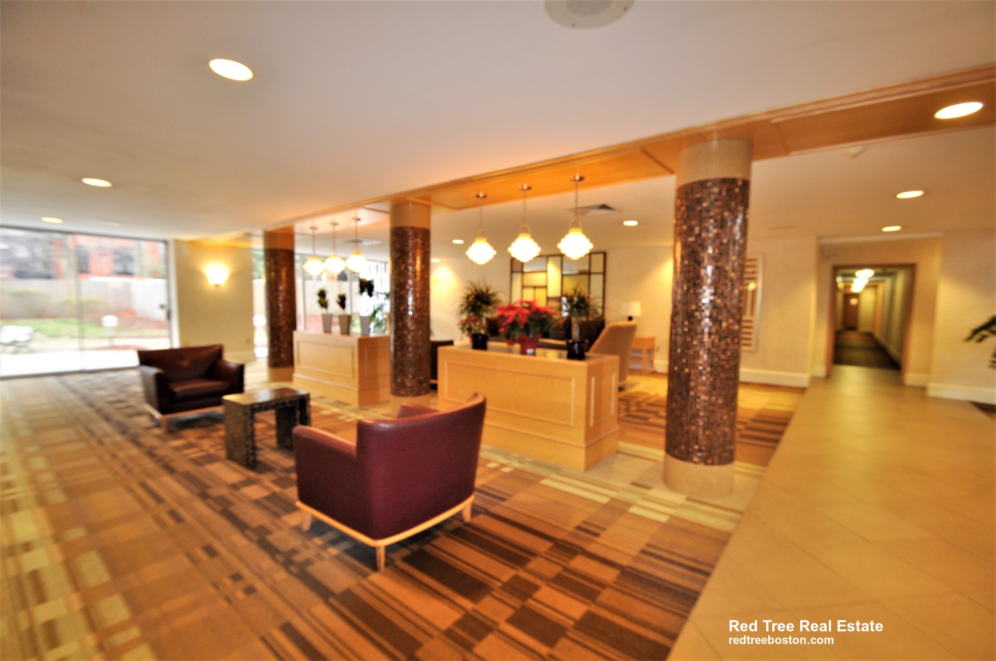 101 Monmouth St, Longwood