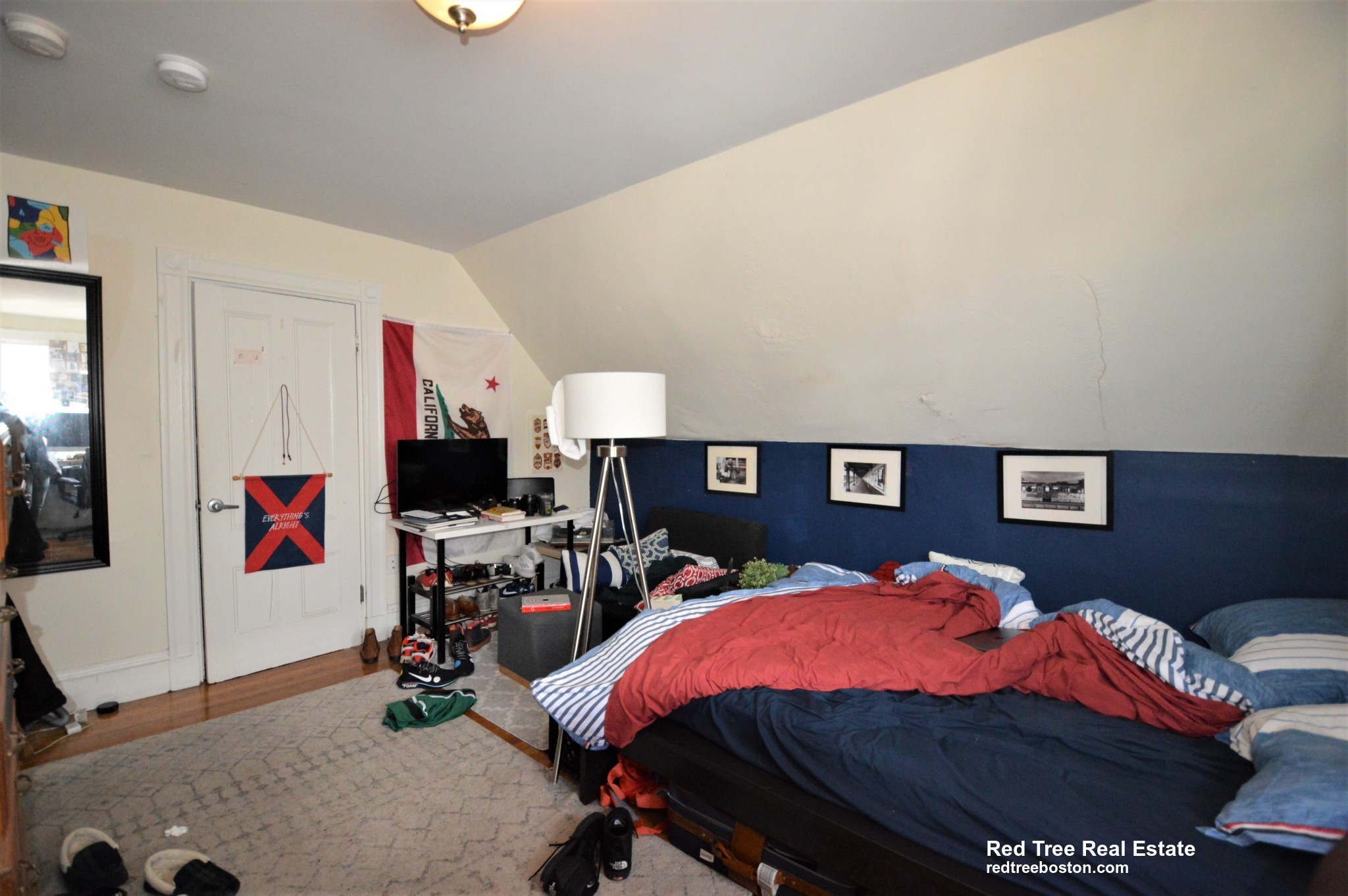 5 Murdock Ter, Brighton