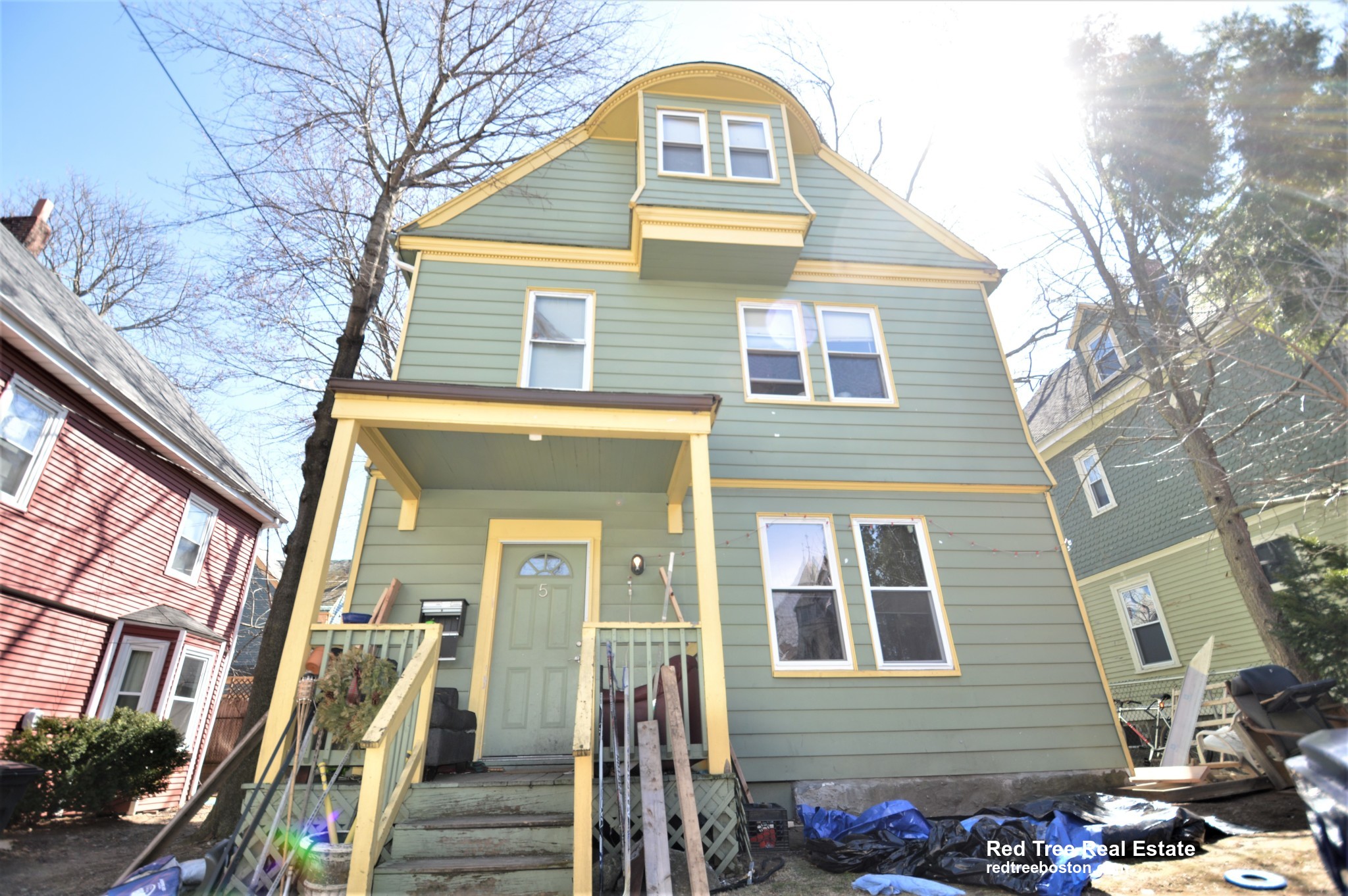 5 Murdock Ter, Brighton