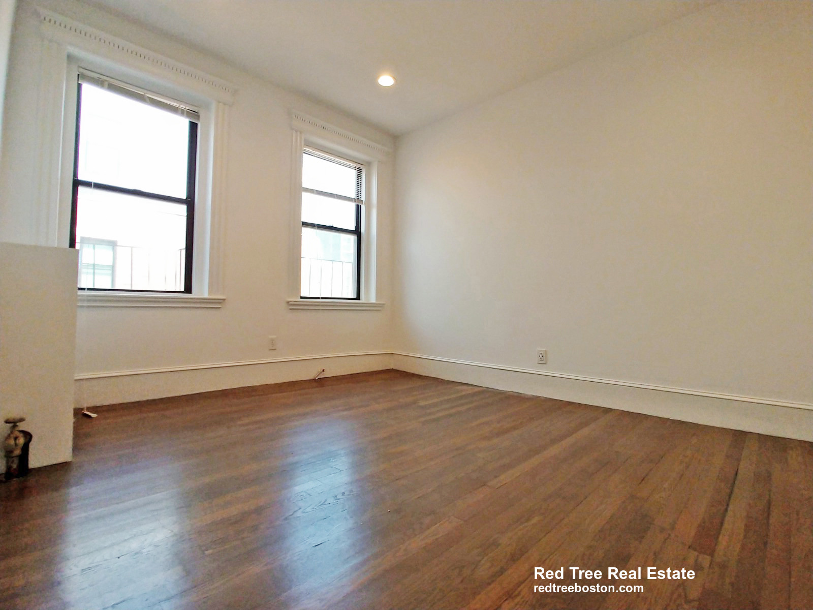 11 Queensberry St, Fenway