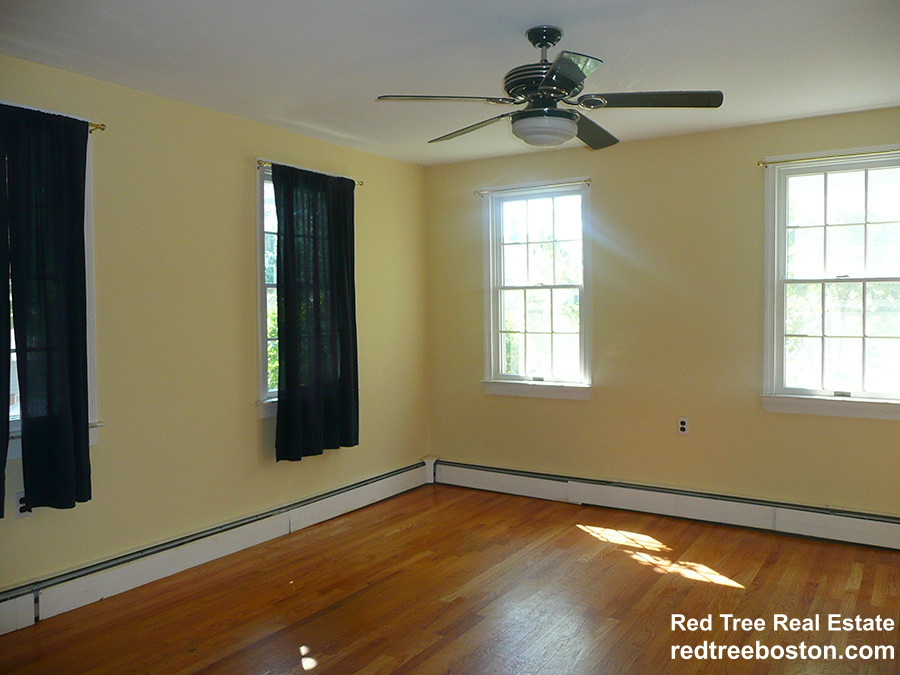 89 Sciarappa St, East Cambridge