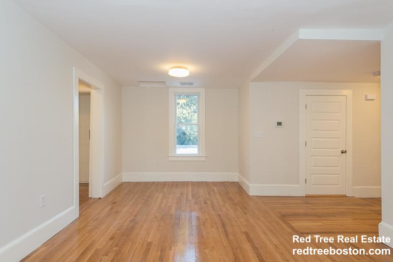 4 bed, 1 bath apartment for rent at 5 Riverside Rd Unit 2, Cambridgeport — photo 32 of 43