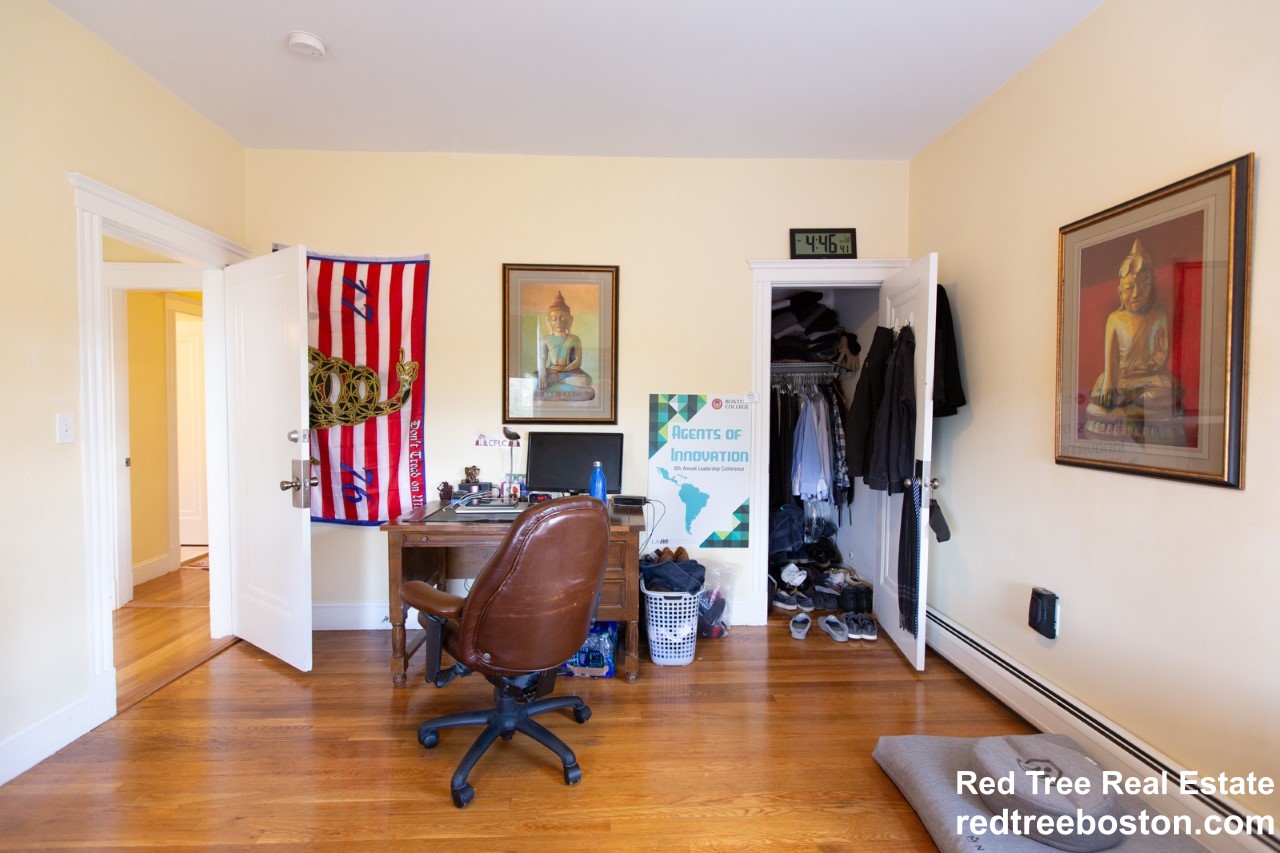 3 bed, 2 bath apartment for rent at 2009 Commonwealth Ave Unit 3, Brighton — photo 6 of 16
